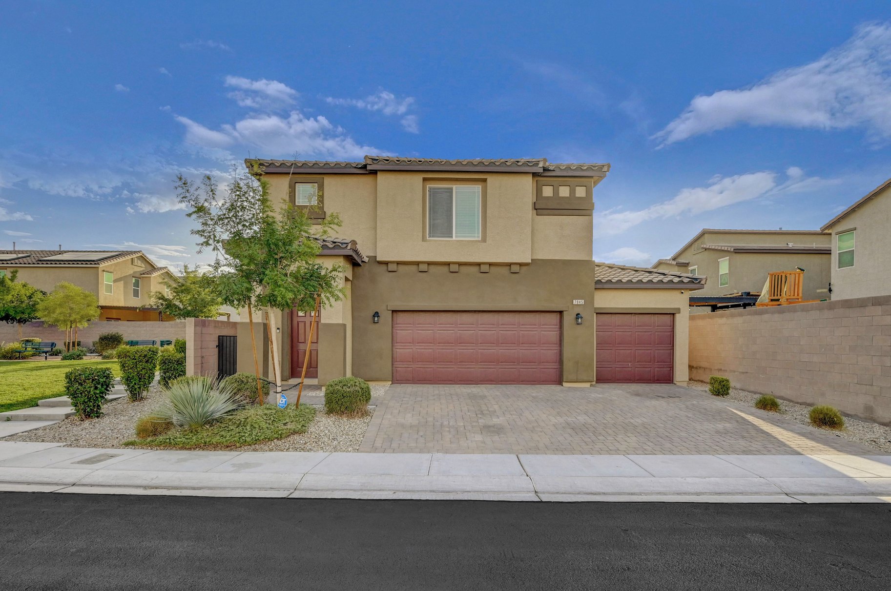  Spacious Valley Vista 5BR with Loft, 3-Car Garage & Premium Lot Size - 物件實景