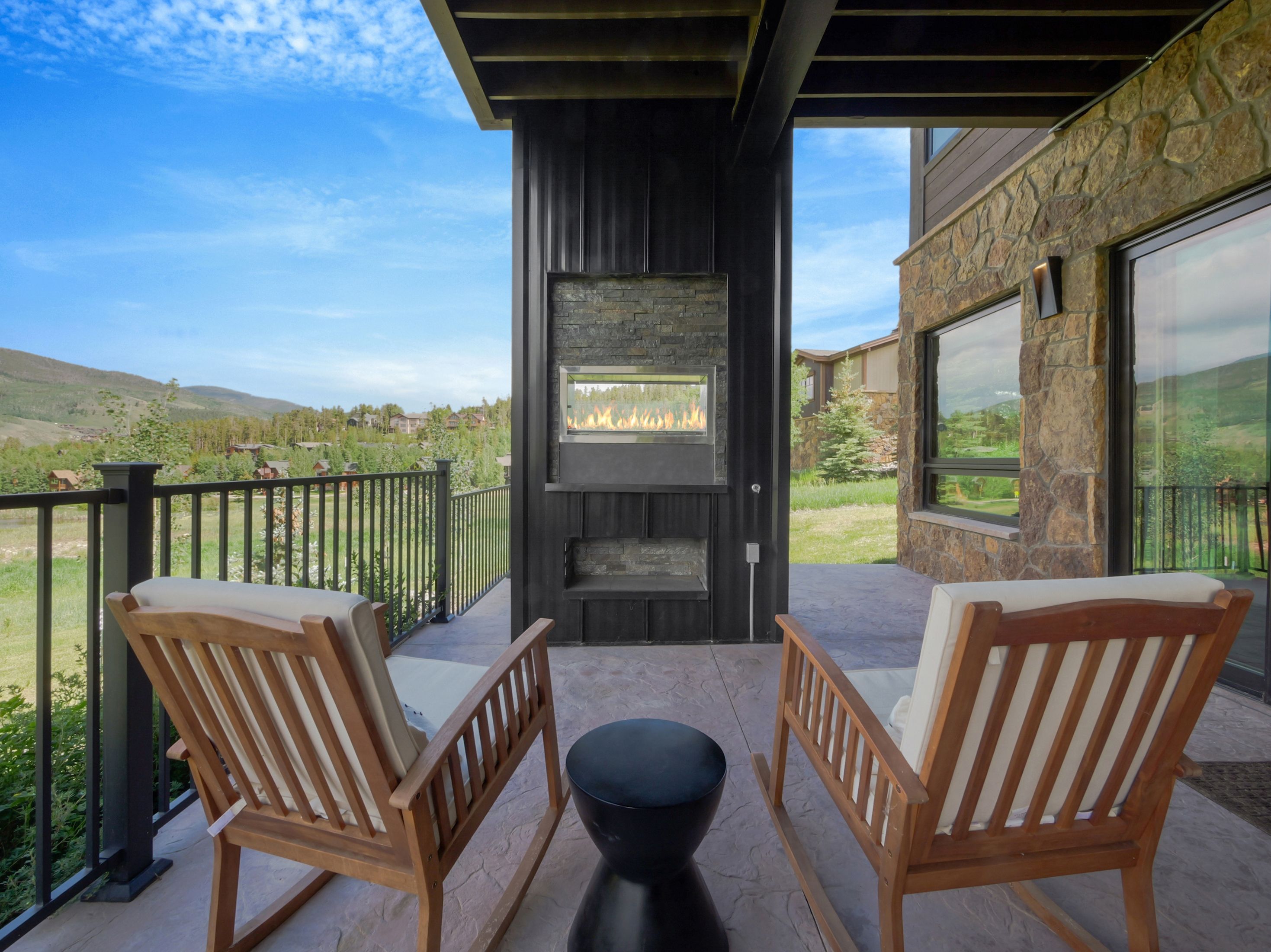  Meticulously Crafted New Construction Modern Mountain Home - 物件實景