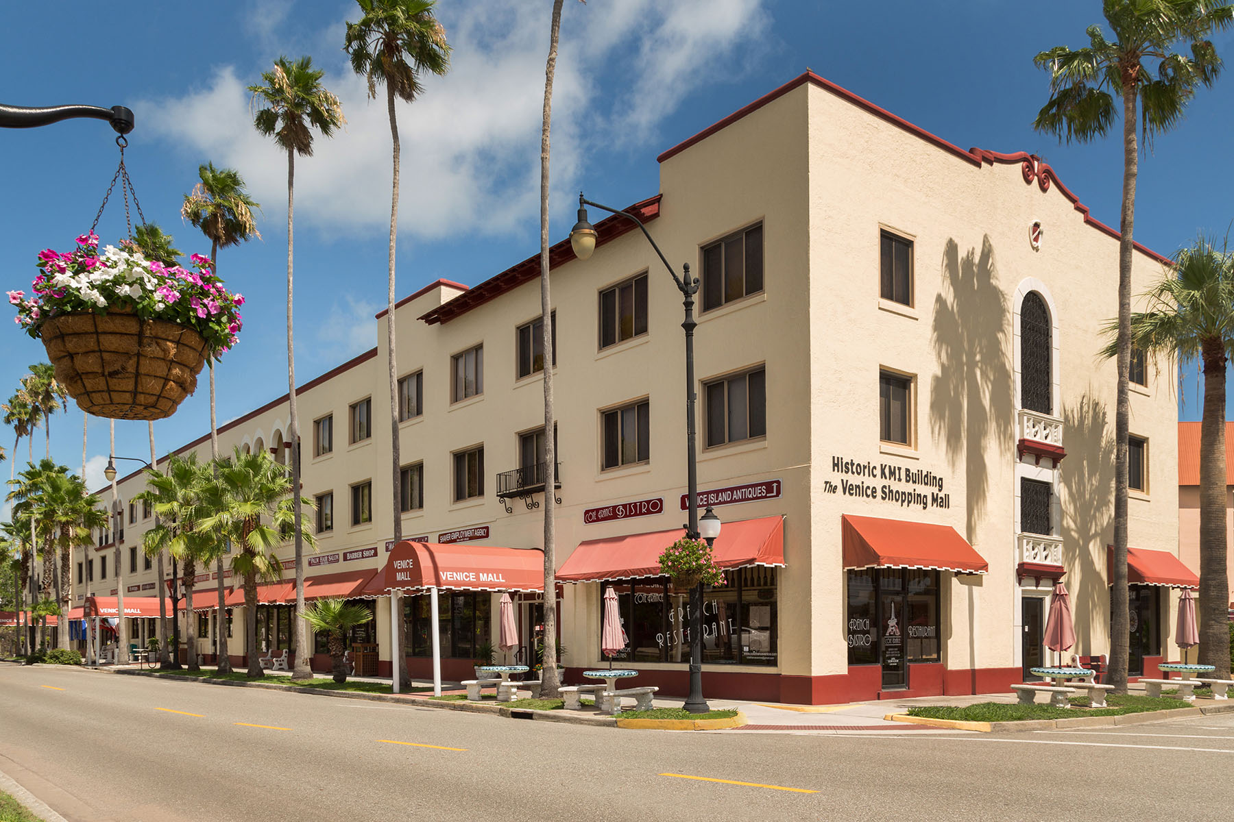  COTTAGES OF CURRY CREEK - 物件實景