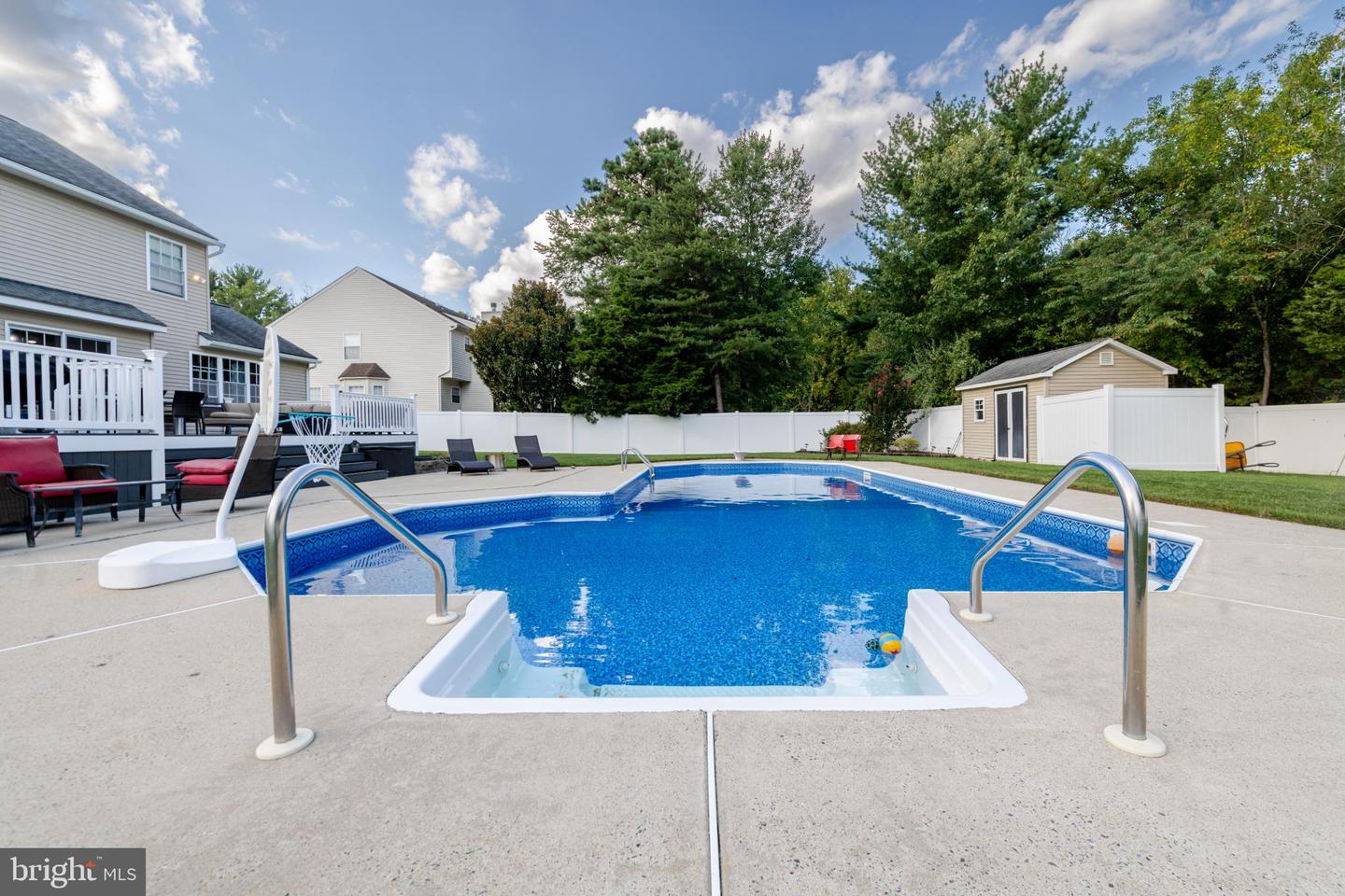 ATCO, New Jersey, 08004, United States, 4 Bedrooms Bedrooms, ,3 BathroomsBathrooms,Residential,For Sale,1938260