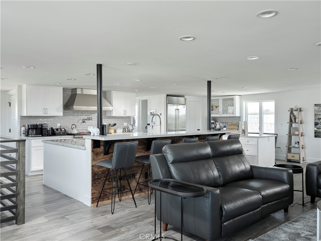 Oceano, California, 93445, United States, 5 Bedrooms Bedrooms, ,4 BathroomsBathrooms,Residential,For Sale,1981898