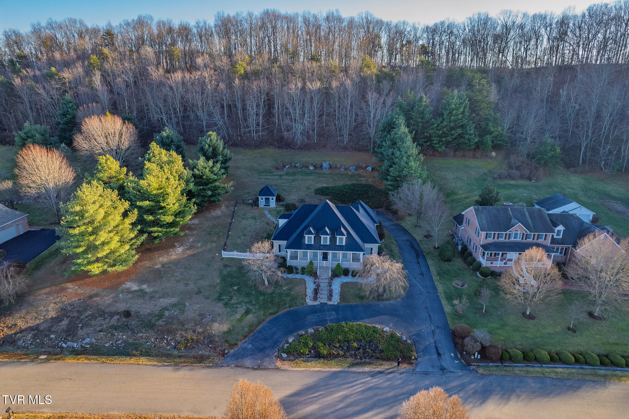 Wytheville, Virginia, 24382, United States, 4 Bedrooms Bedrooms, ,3 BathroomsBathrooms,Residential,For Sale,2005491