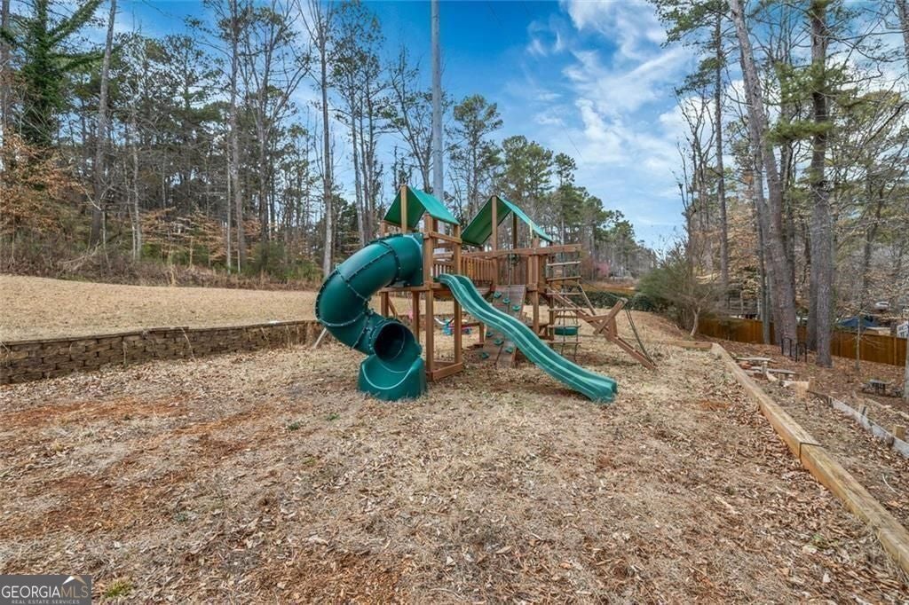 Stone Mountain, Georgia, 30087, United States, 6 Bedrooms Bedrooms, ,5 BathroomsBathrooms,Residential,For Sale,2021224