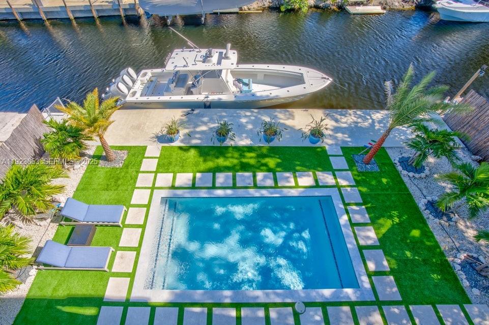 Key Largo, Florida, 33037, United States, 5 Bedrooms Bedrooms, ,3 BathroomsBathrooms,Residential,For Sale,2002061