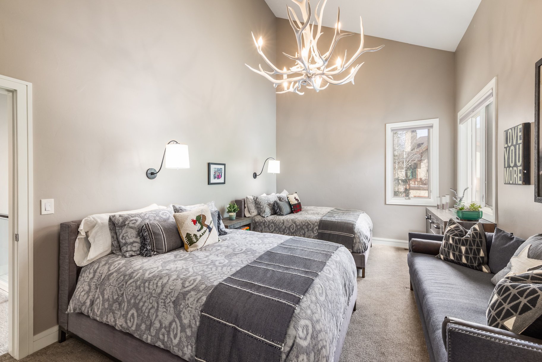  Refined Park Meadows Corner Residence with Ski Run Views & Designer Renovations - 物件實景