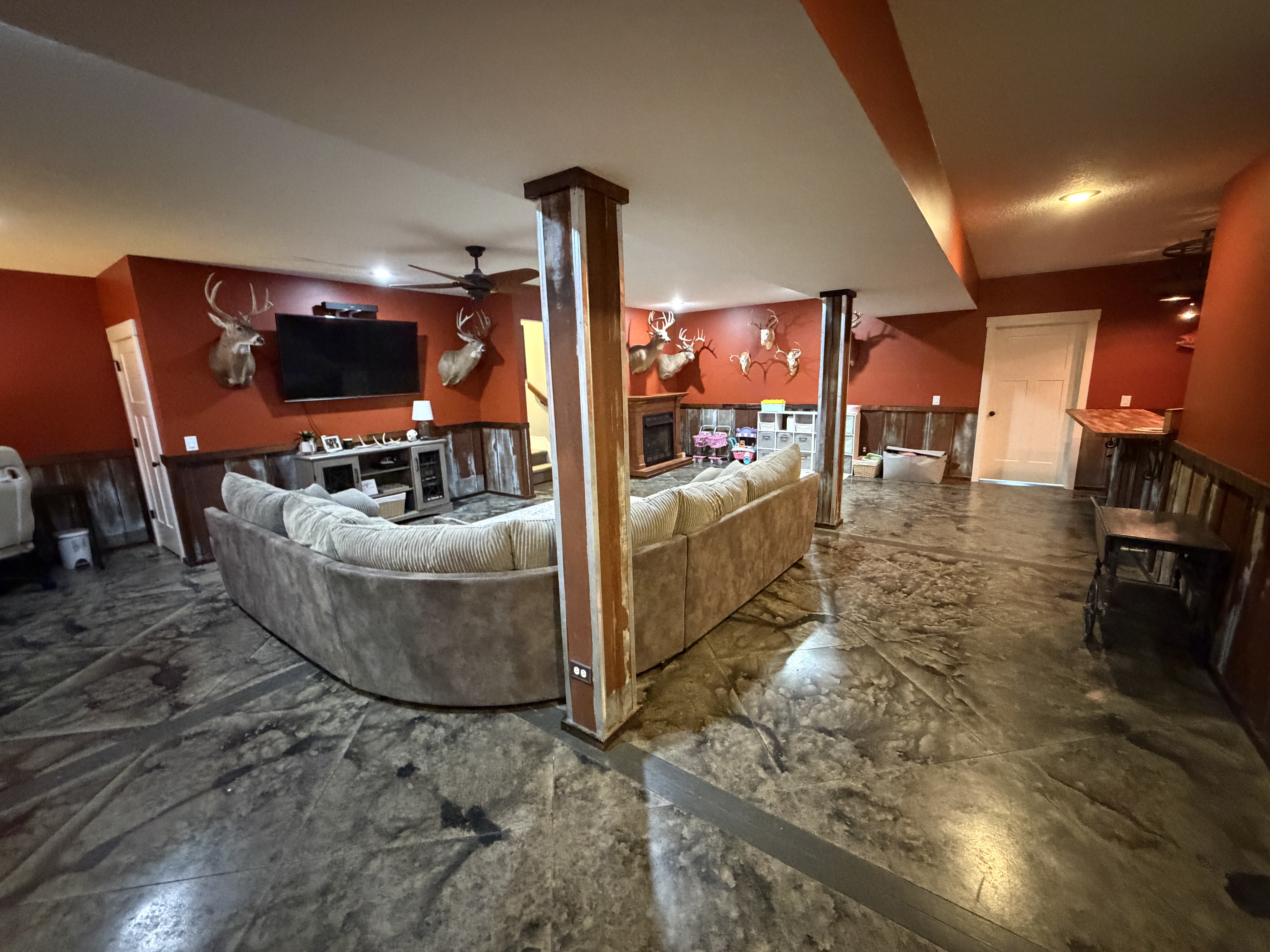 Greentop, Missouri, 63546, United States, 5 Bedrooms Bedrooms, ,4 BathroomsBathrooms,Residential,For Sale,2048249