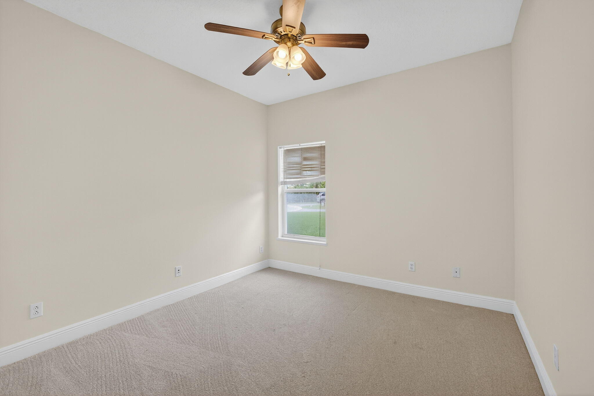 Port Saint Lucie, Florida, 34983, United States, 4 Bedrooms Bedrooms, ,2 BathroomsBathrooms,Residential,For Sale,1959022