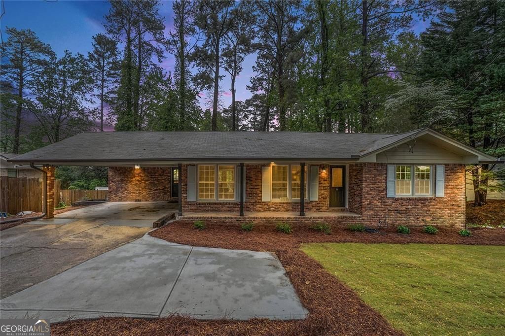 Doraville, Georgia, 30360, United States, 3 Bedrooms Bedrooms, ,2 BathroomsBathrooms,Residential,For Sale,1859091