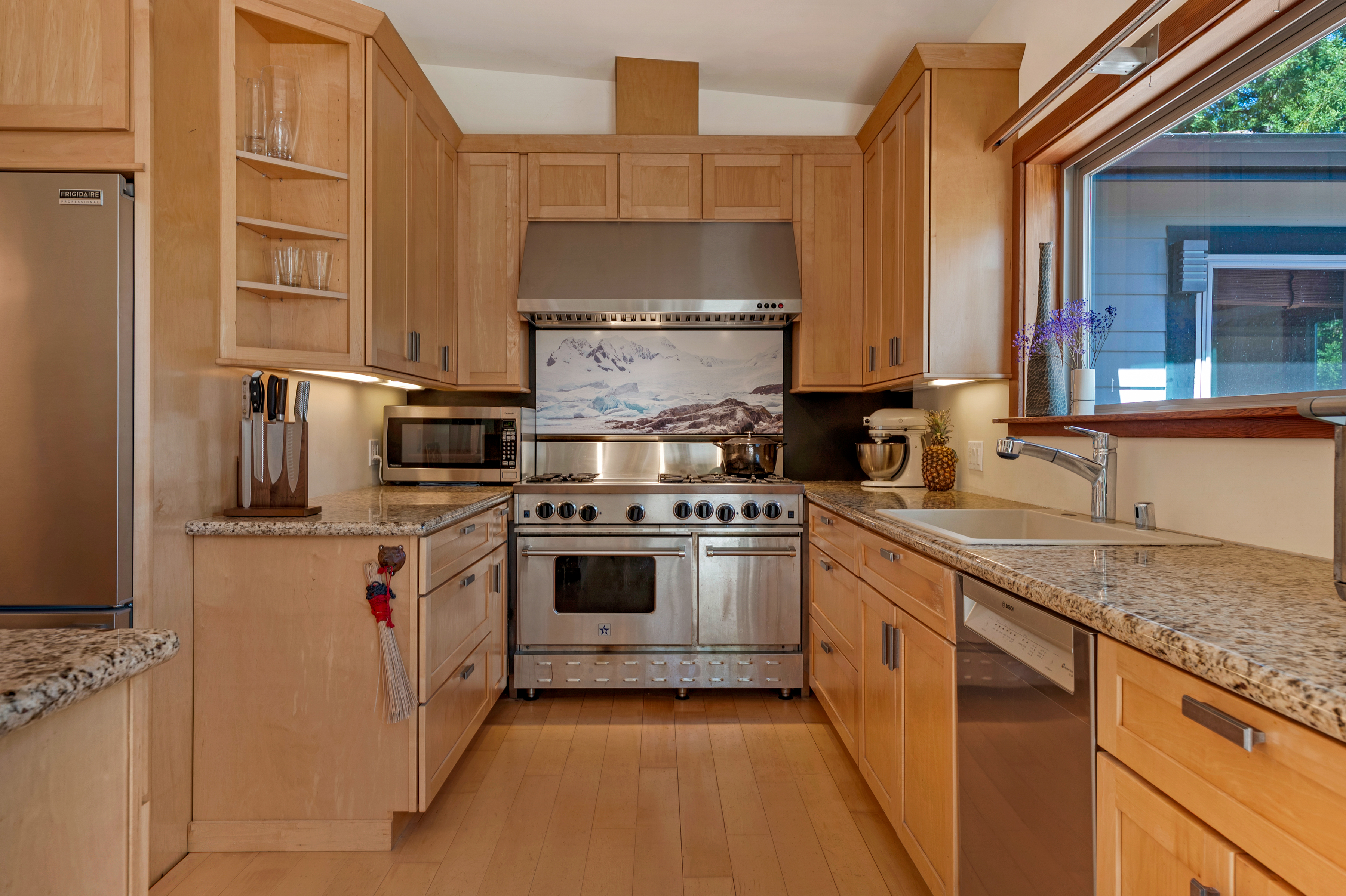  21995-21997 Ansel Court, Jenner, CA 95450 - 物件實景
