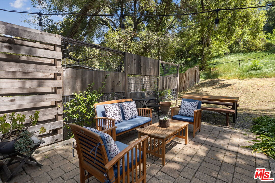 Topanga, California, 90290, United States, 4 Bedrooms Bedrooms, ,3 BathroomsBathrooms,Residential,For Sale,1795536