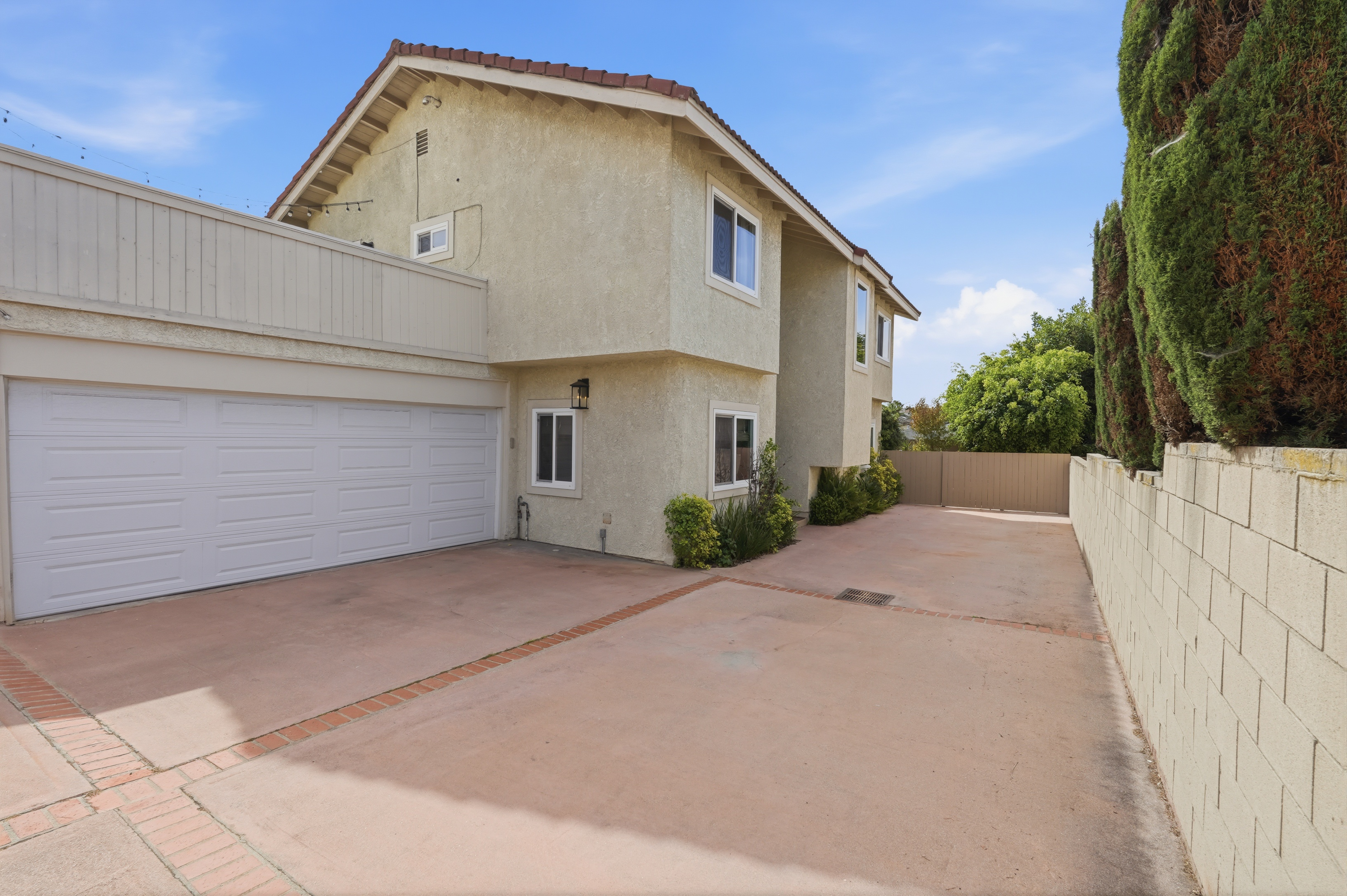  2220 Clark Lane, Redondo Beach, CA 90278 - 物件實景