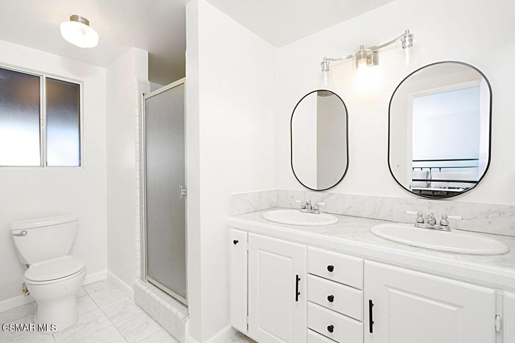 Thousand Oaks, California, 91362, United States, 4 Bedrooms Bedrooms, ,3 BathroomsBathrooms,Residential,For Sale,1990954