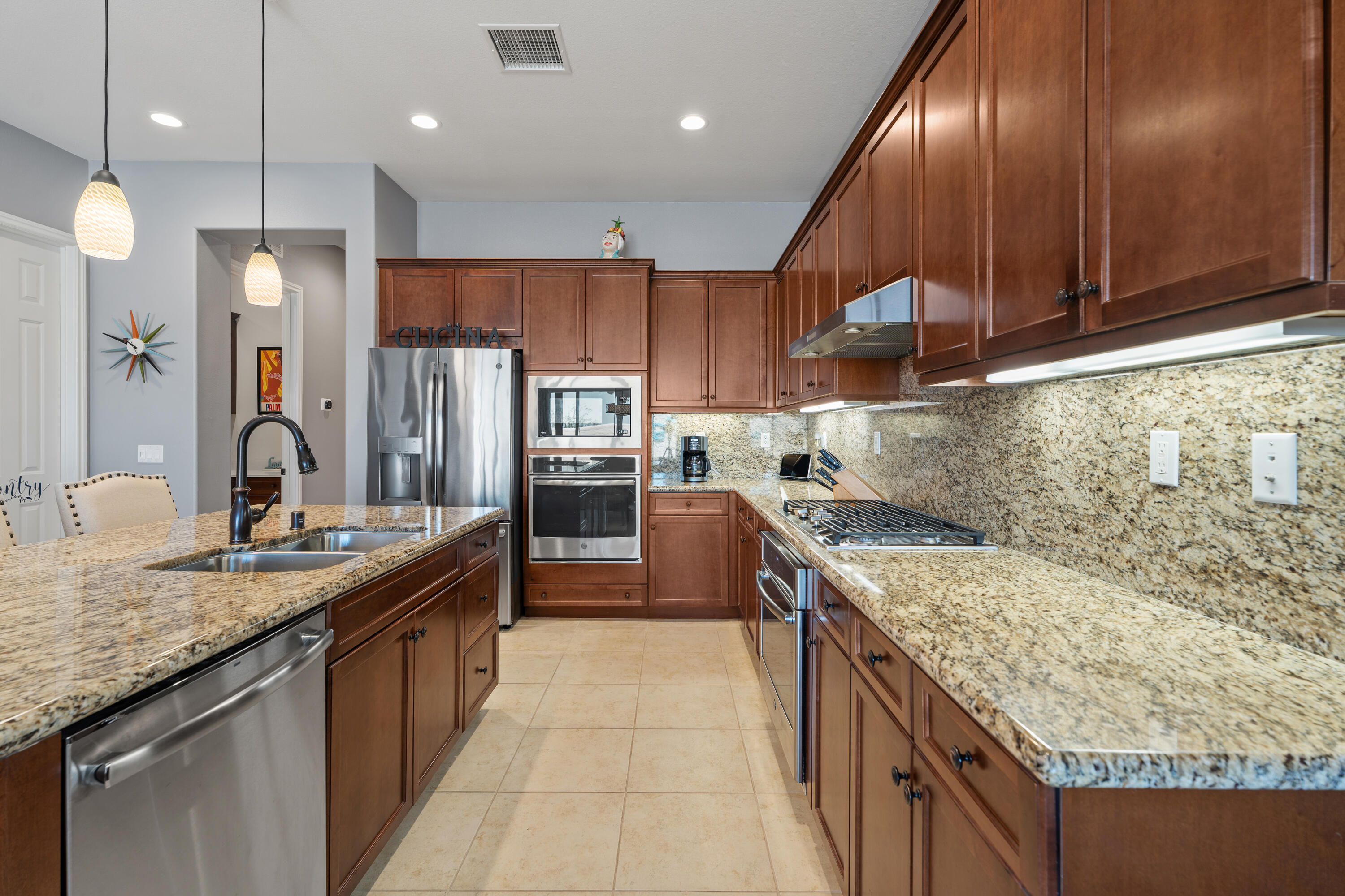 Indio, California, 92203, United States, 2 Bedrooms Bedrooms, ,2 BathroomsBathrooms,Residential,For Sale,1961466