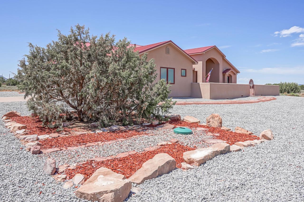 337 Scholle Road, Mountainair, New Mexico, 87036, United States, 3 Bedrooms Bedrooms, ,3 BathroomsBathrooms,Residential,For Sale,337 Scholle Road,1459491