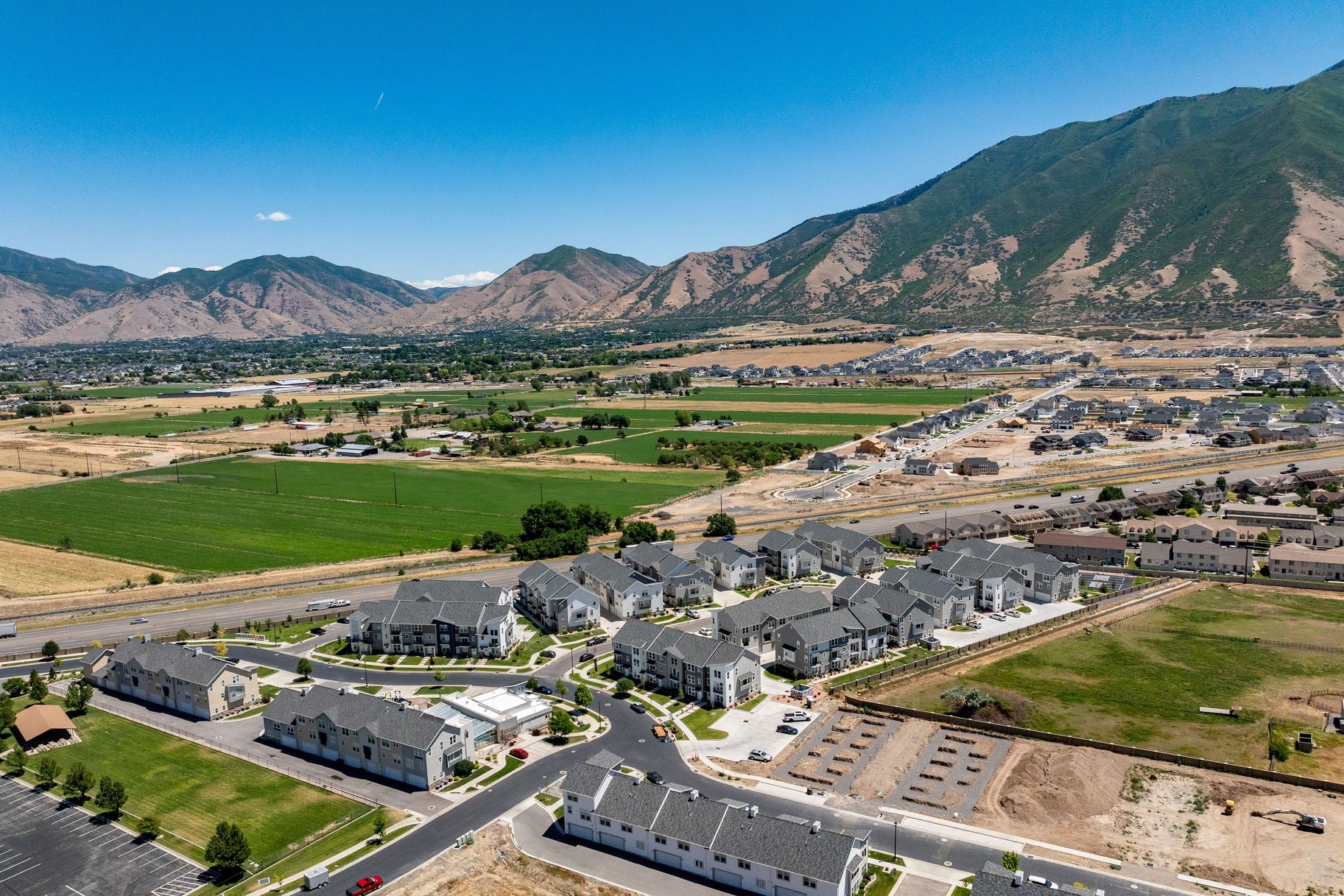  Beautiful Three-Bedroom Townhome at The Ridge at Spanish Fork - 物件實景
