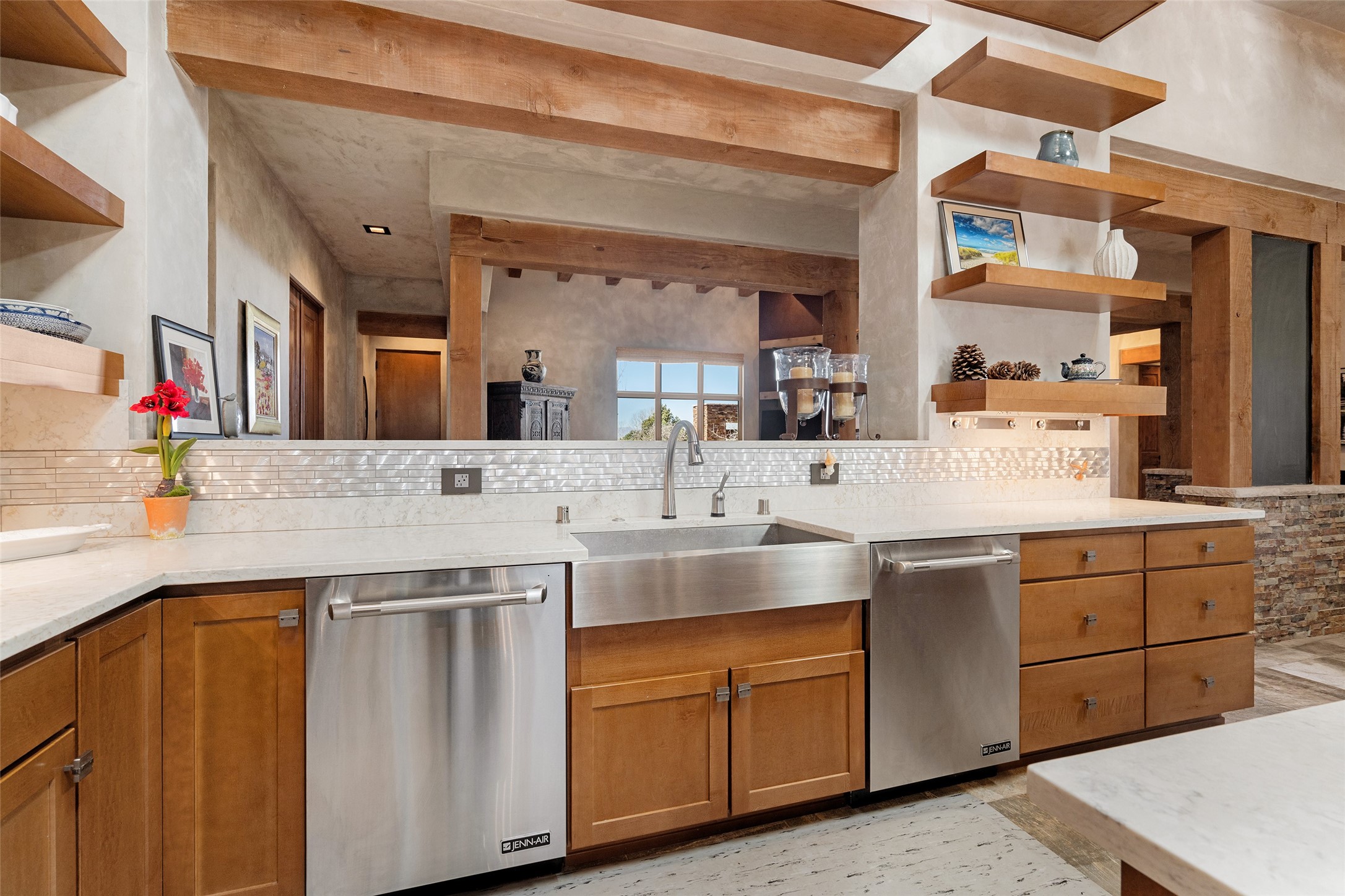  4 W. Golden Eagle - 物件實景