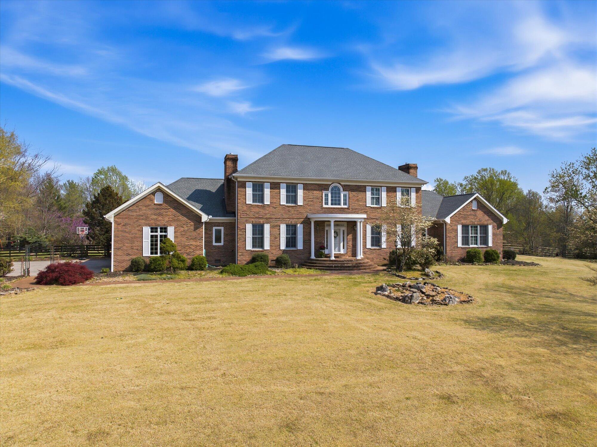 Athens, Tennessee, 37303, United States, 4 Bedrooms Bedrooms, ,4 BathroomsBathrooms,Residential,For Sale,2031458