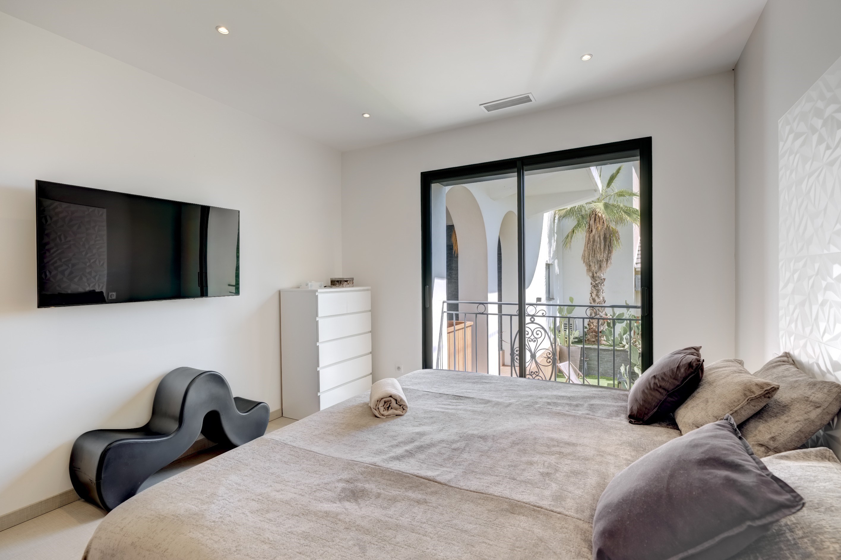  Cannes Petit Juas renovated townhouse with heated pool and garage - 物件實景