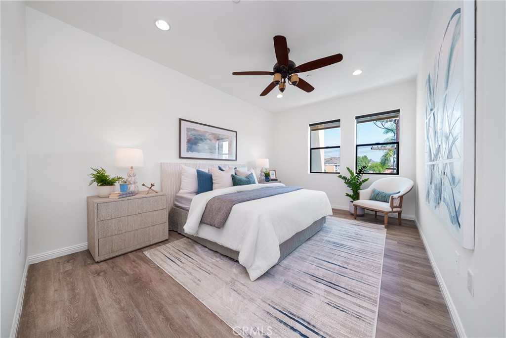 Glendale, California, 91205, United States, 2 Bedrooms Bedrooms, ,2 BathroomsBathrooms,Residential,For Sale,1950855