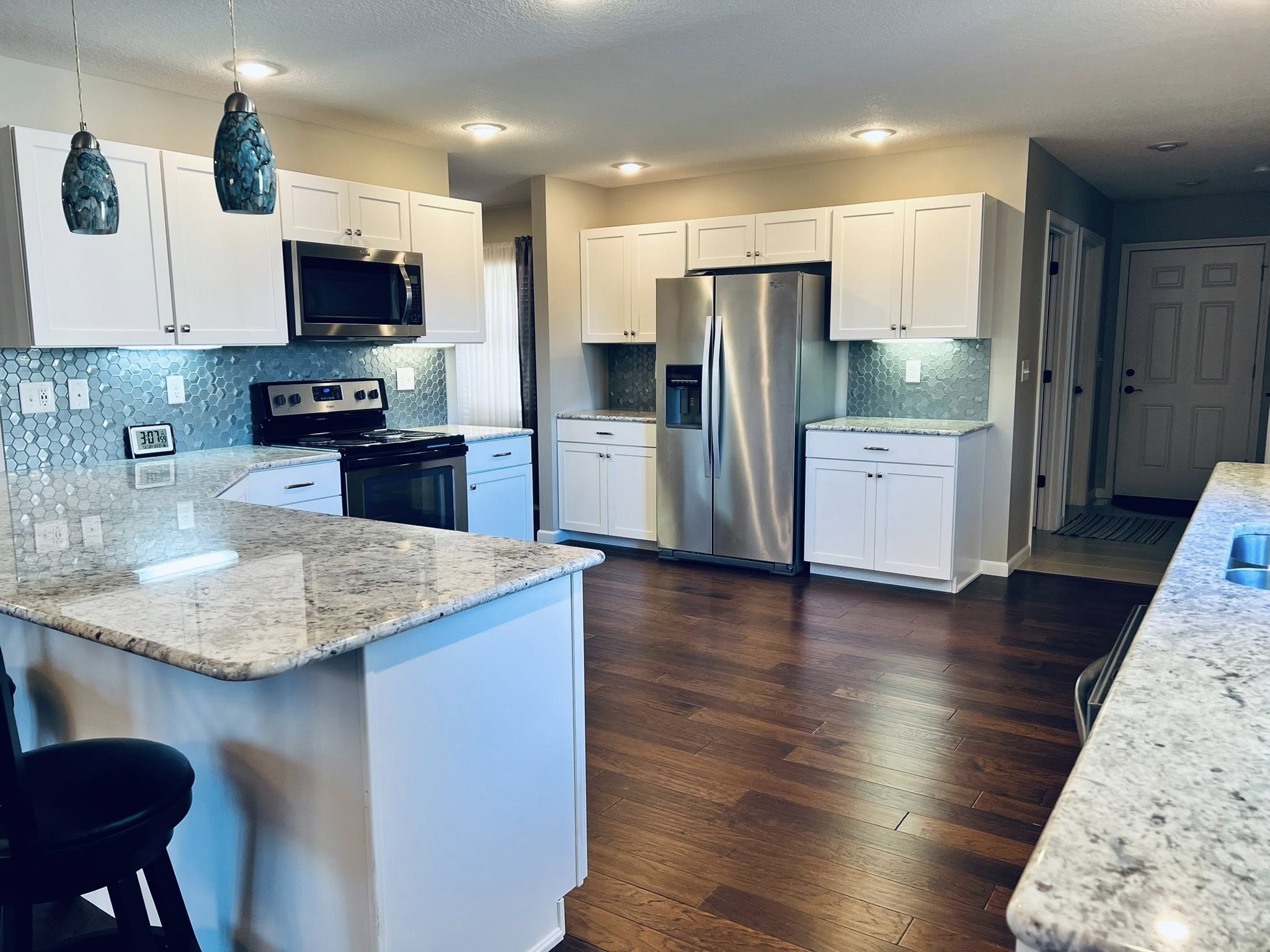 Hannibal, Missouri, 6341, United States, 4 Bedrooms Bedrooms, ,4 BathroomsBathrooms,Residential,For Sale,2005441