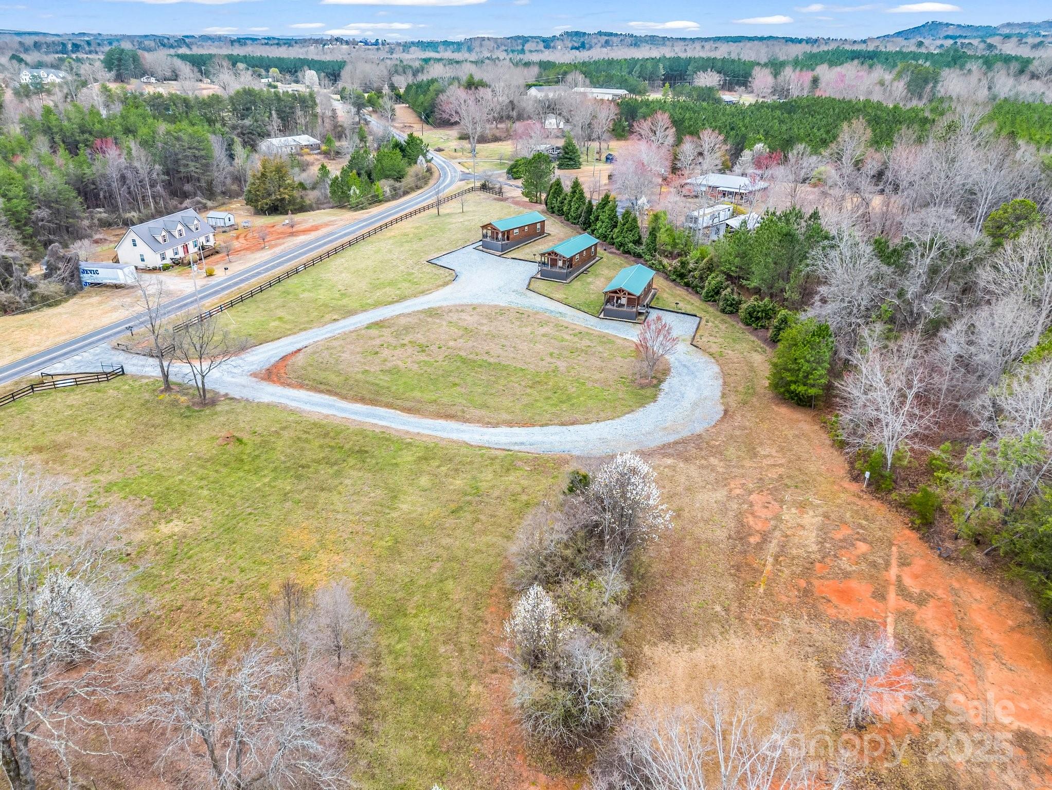 Tryon, North Carolina, 28782, United States, 3 Bedrooms Bedrooms, ,3 BathroomsBathrooms,Residential,For Sale,1914203