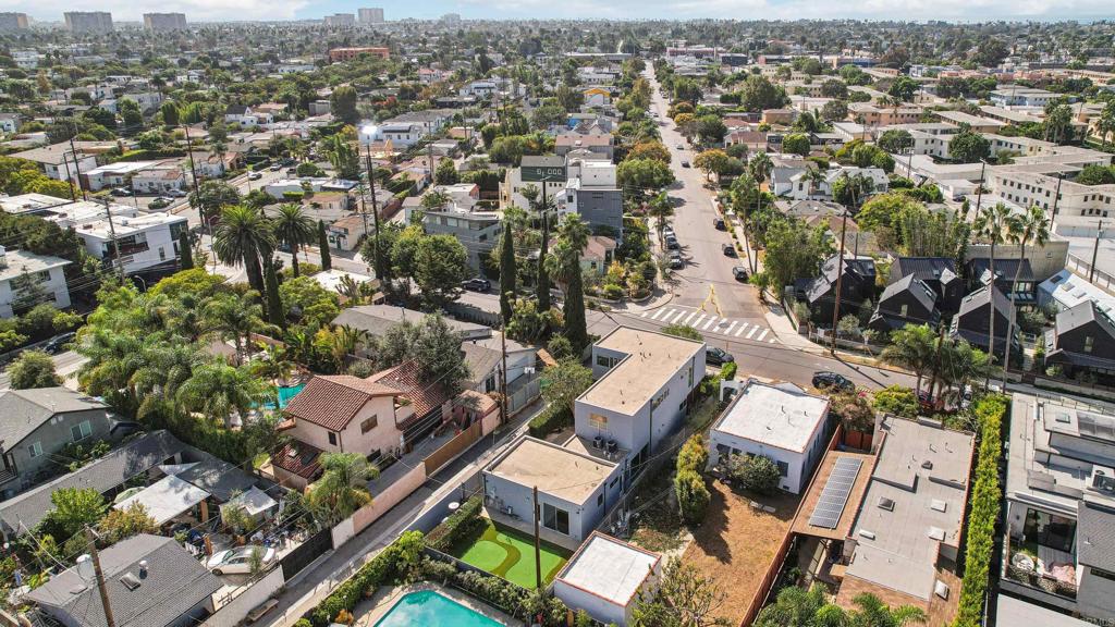 Venice, California, 90291, United States, 4 Bedrooms Bedrooms, ,4 BathroomsBathrooms,Residential,For Sale,1987305
