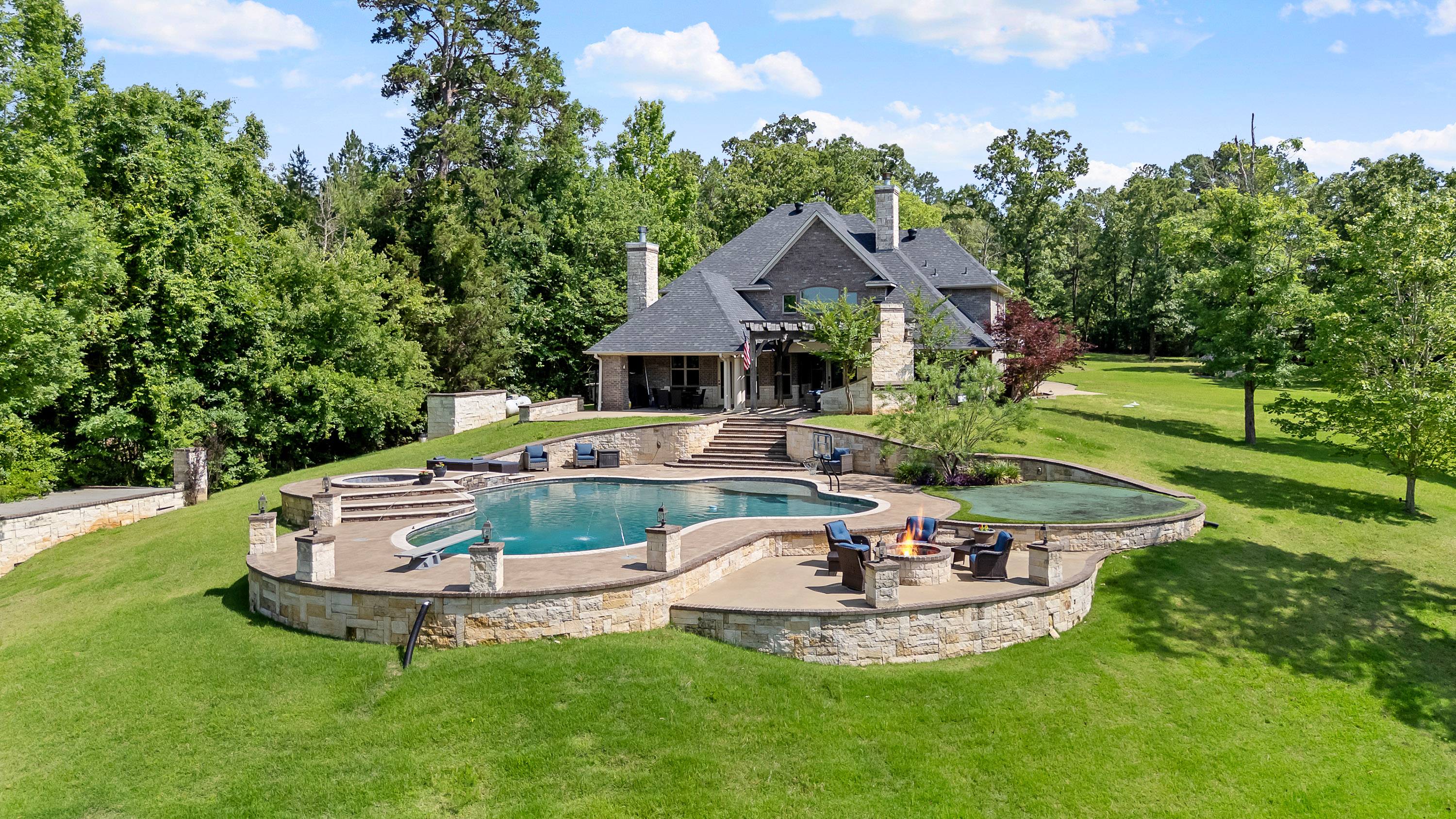  1411 County Road 4120, Atlanta, TX, 75551 - 物件實景