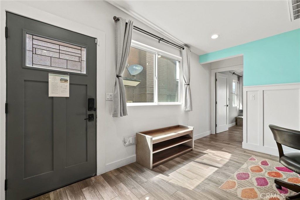 Oxnard, California, 93035, United States, ,Residential,For Sale,1991786