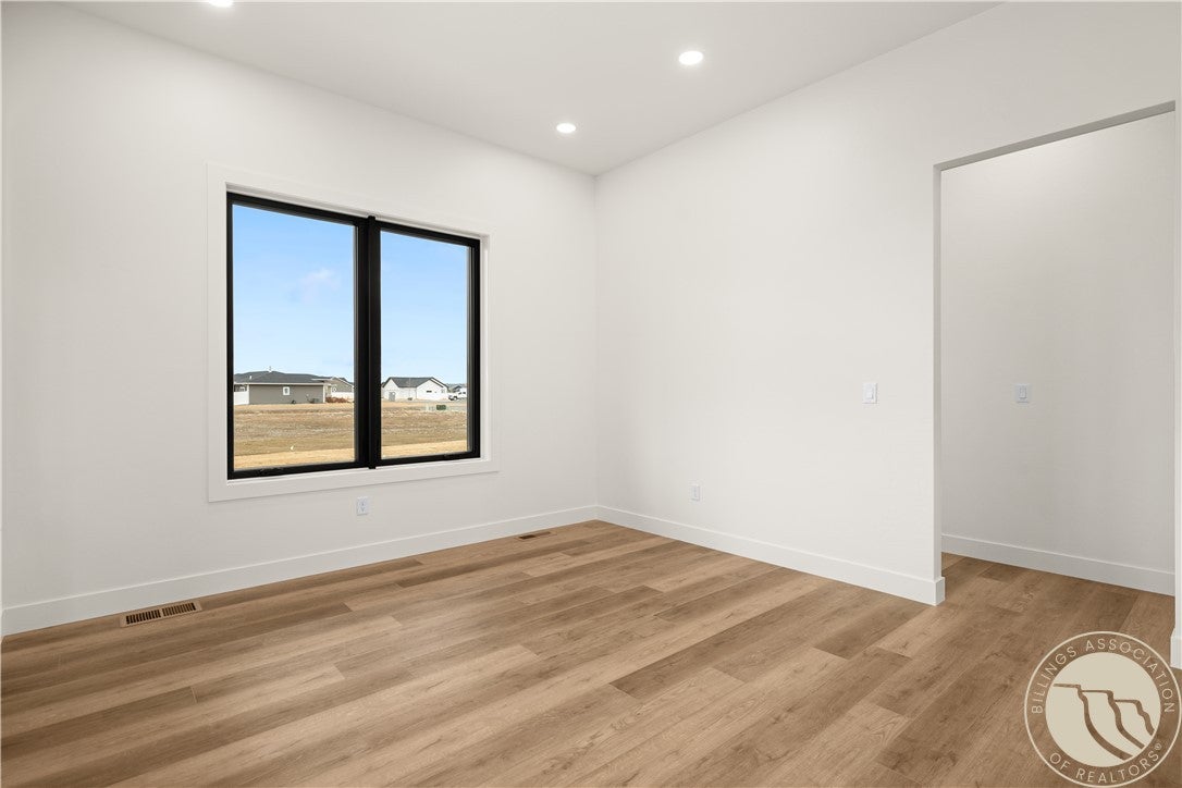 Billings, Montana, 59106, United States, 4 Bedrooms Bedrooms, ,6 BathroomsBathrooms,Residential,For Sale,2048624