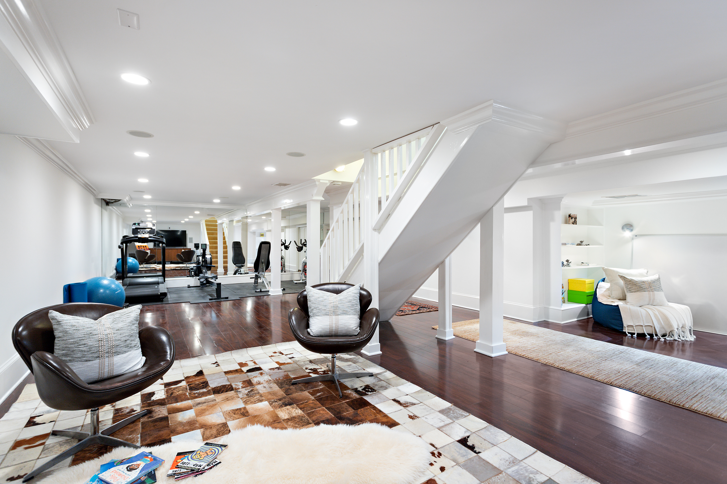  Stately Updated Colonial on Magnificent Grounds - 物件實景