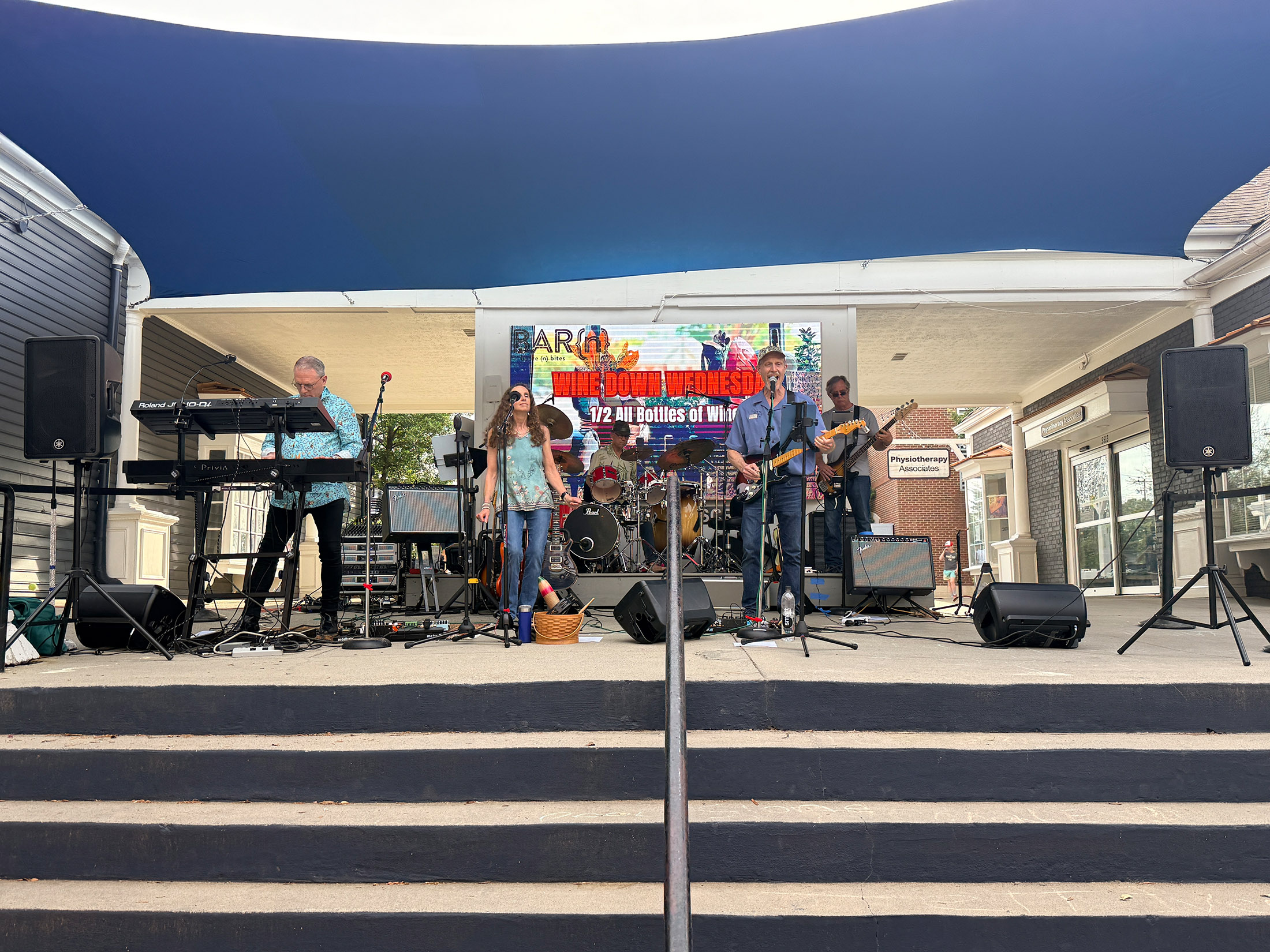  Standout Home in the Beloved Dunwoody North Neighborhood - 物件實景