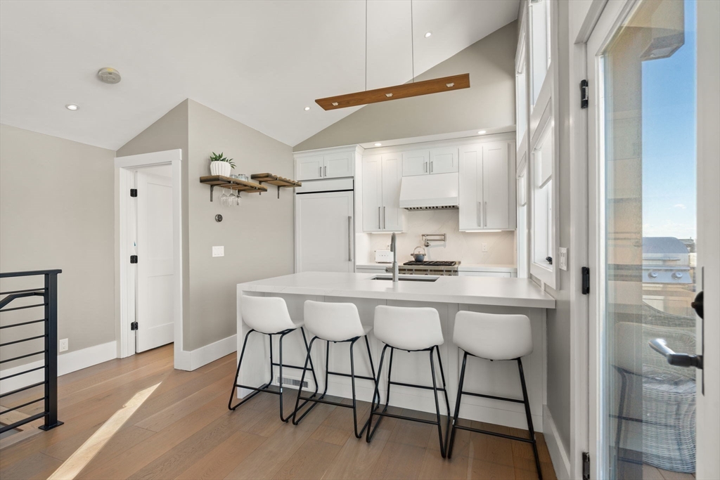Nahant, Massachusetts, 01908, United States, 2 Bedrooms Bedrooms, ,2 BathroomsBathrooms,Residential,For Sale,1906833