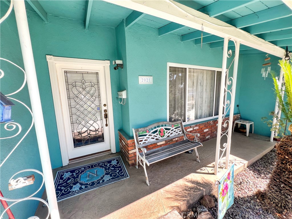 Santa Ana, California, 92701, United States, 4 Bedrooms Bedrooms, ,2 BathroomsBathrooms,Residential,For Sale,1940678