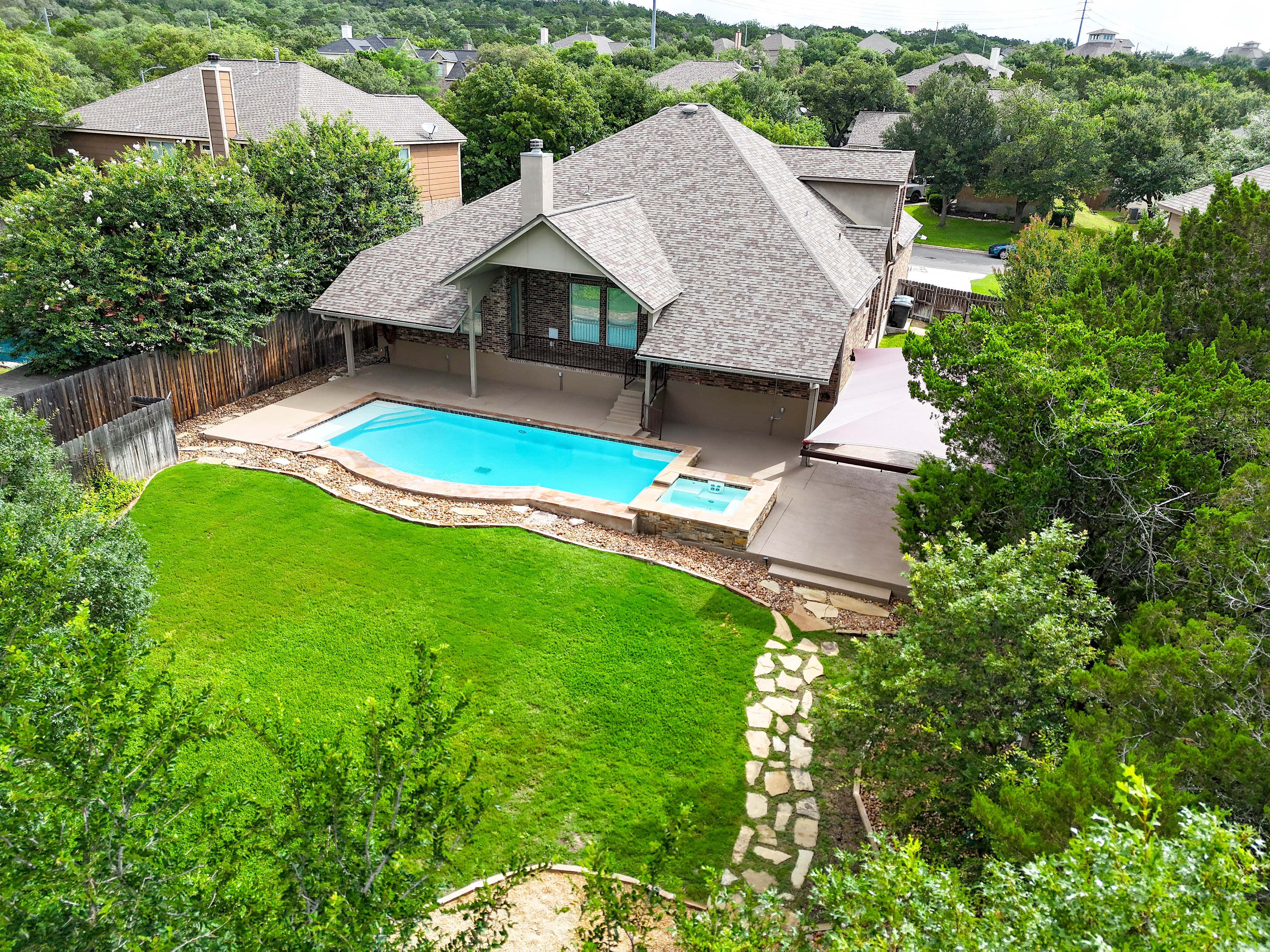  Single-Story Elegance with Ultimate Privacy - 物件實景