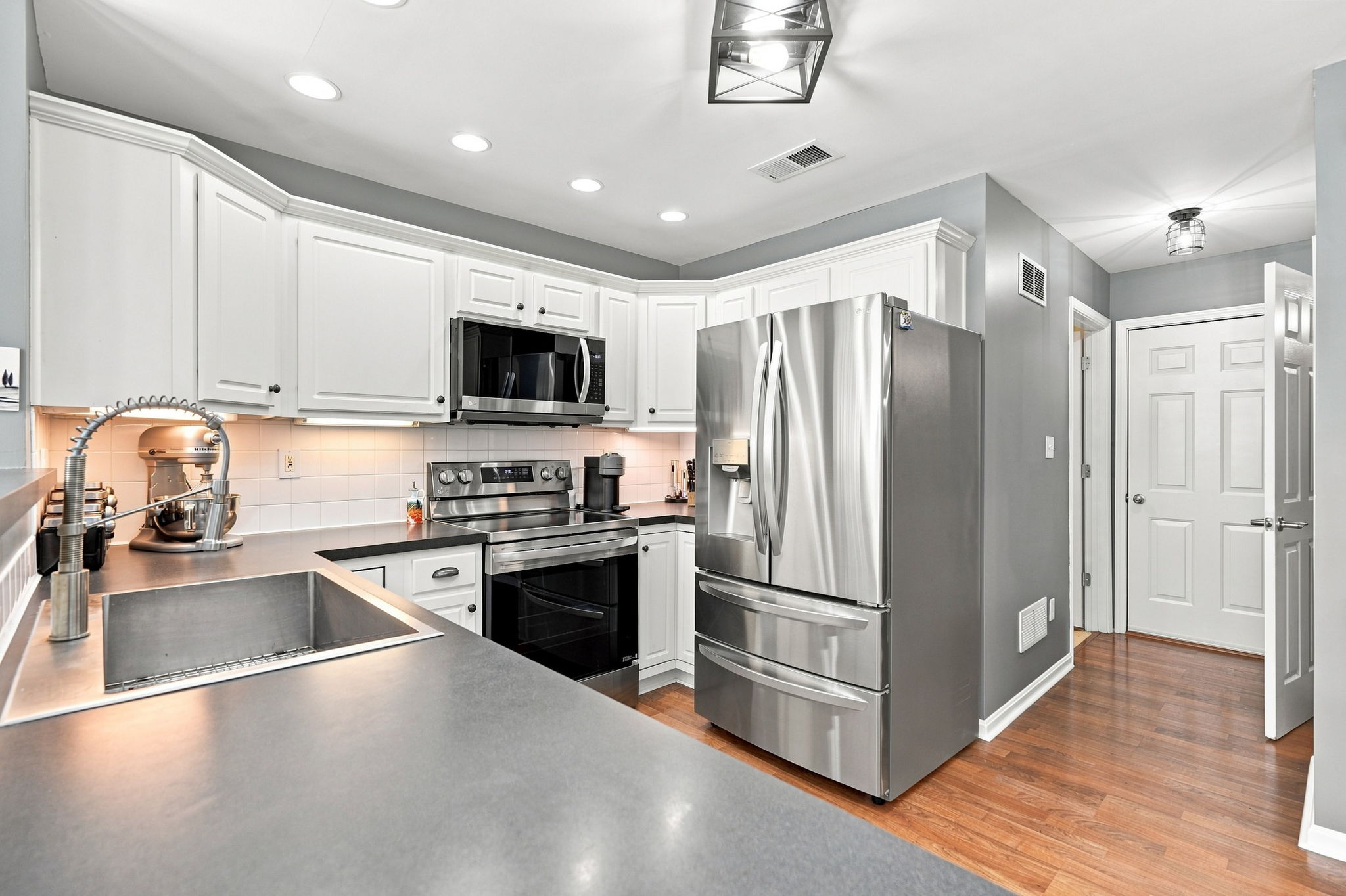  1210 Beckley Hills Court, Louisville, KY 40245 - 物件實景