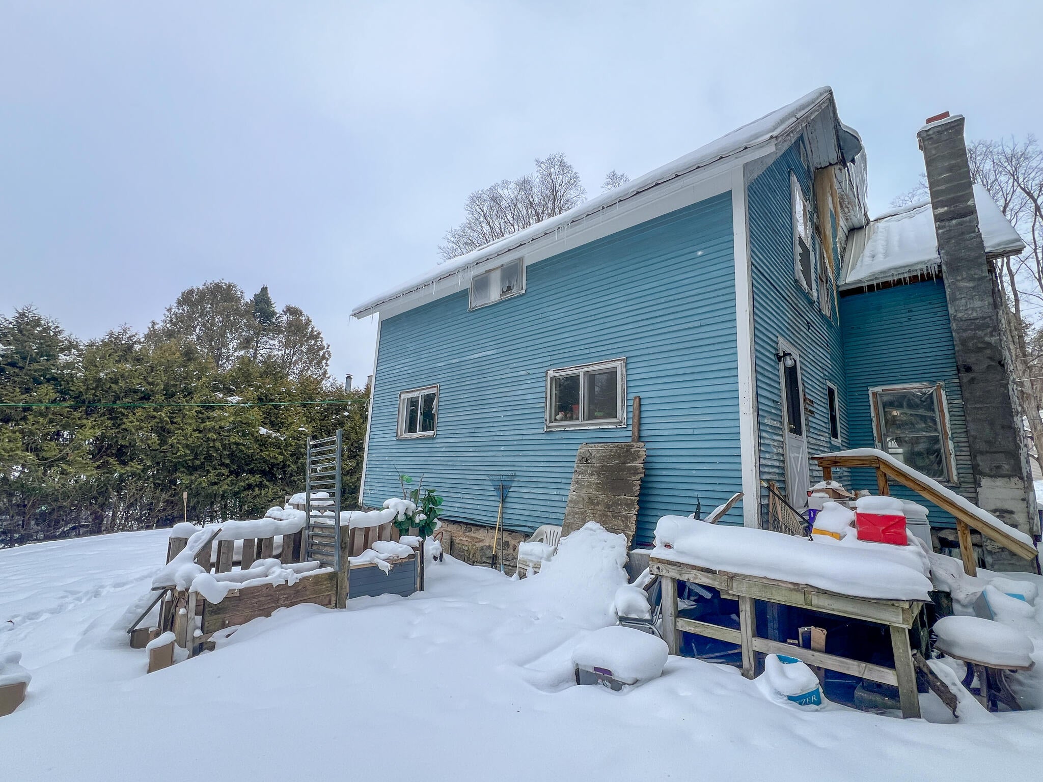 Brown St, Malone, NY 12953