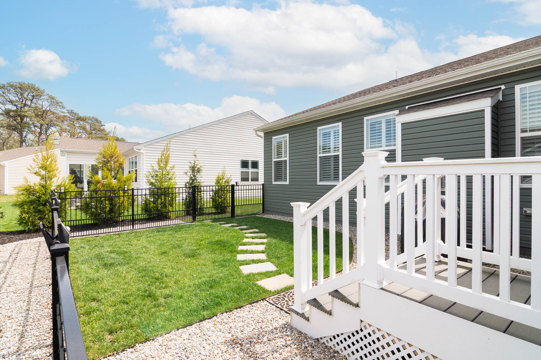  25087 Treeview Lane - 物件實景