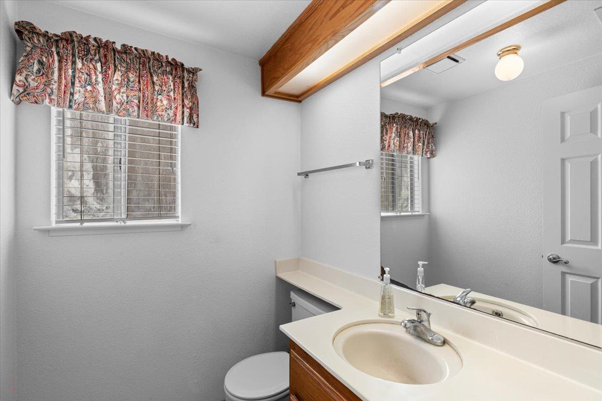 Ceres, California, 95307, United States, 4 Bedrooms Bedrooms, ,3 BathroomsBathrooms,Residential,For Sale,1938445