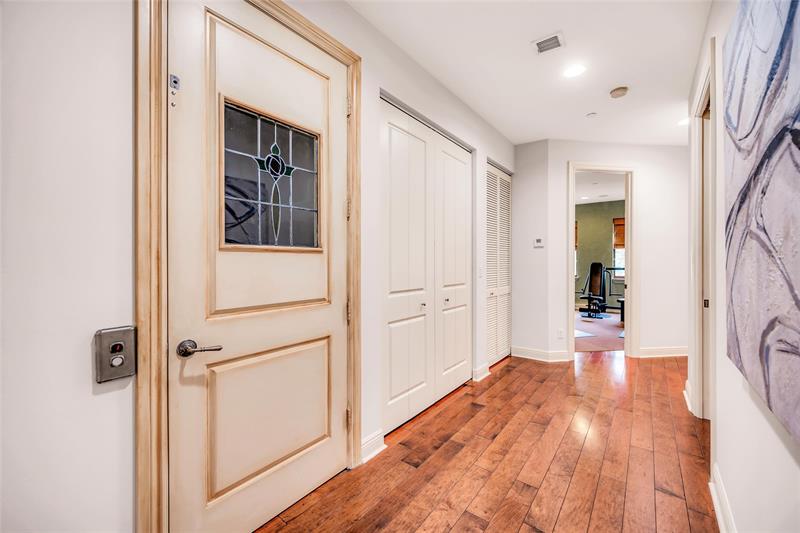 Fort Lauderdale, Florida, 33301, United States, 3 Bedrooms Bedrooms, ,4 BathroomsBathrooms,Residential,For Sale,1947110