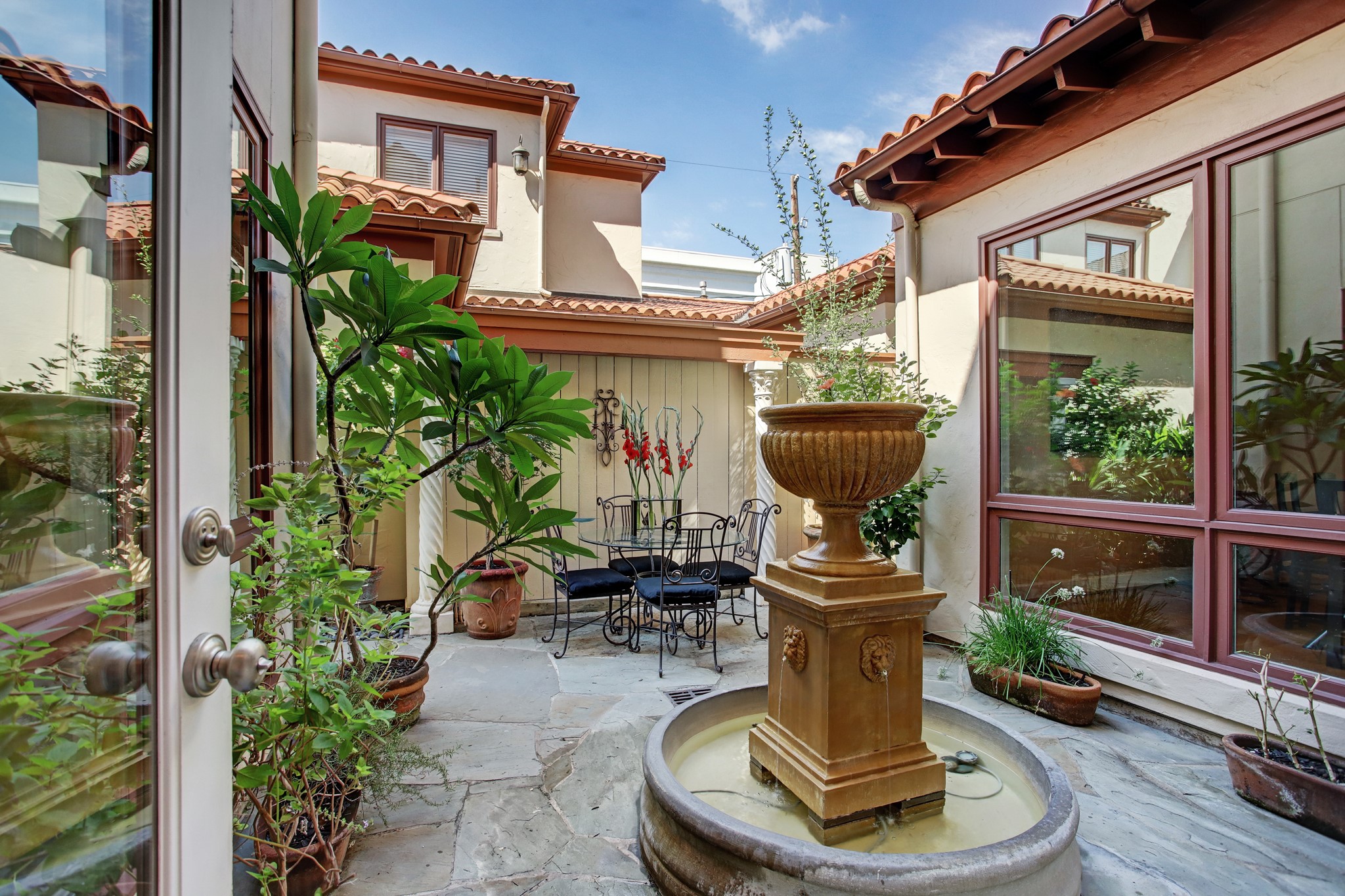  2522 Kingston Street - 物件實景