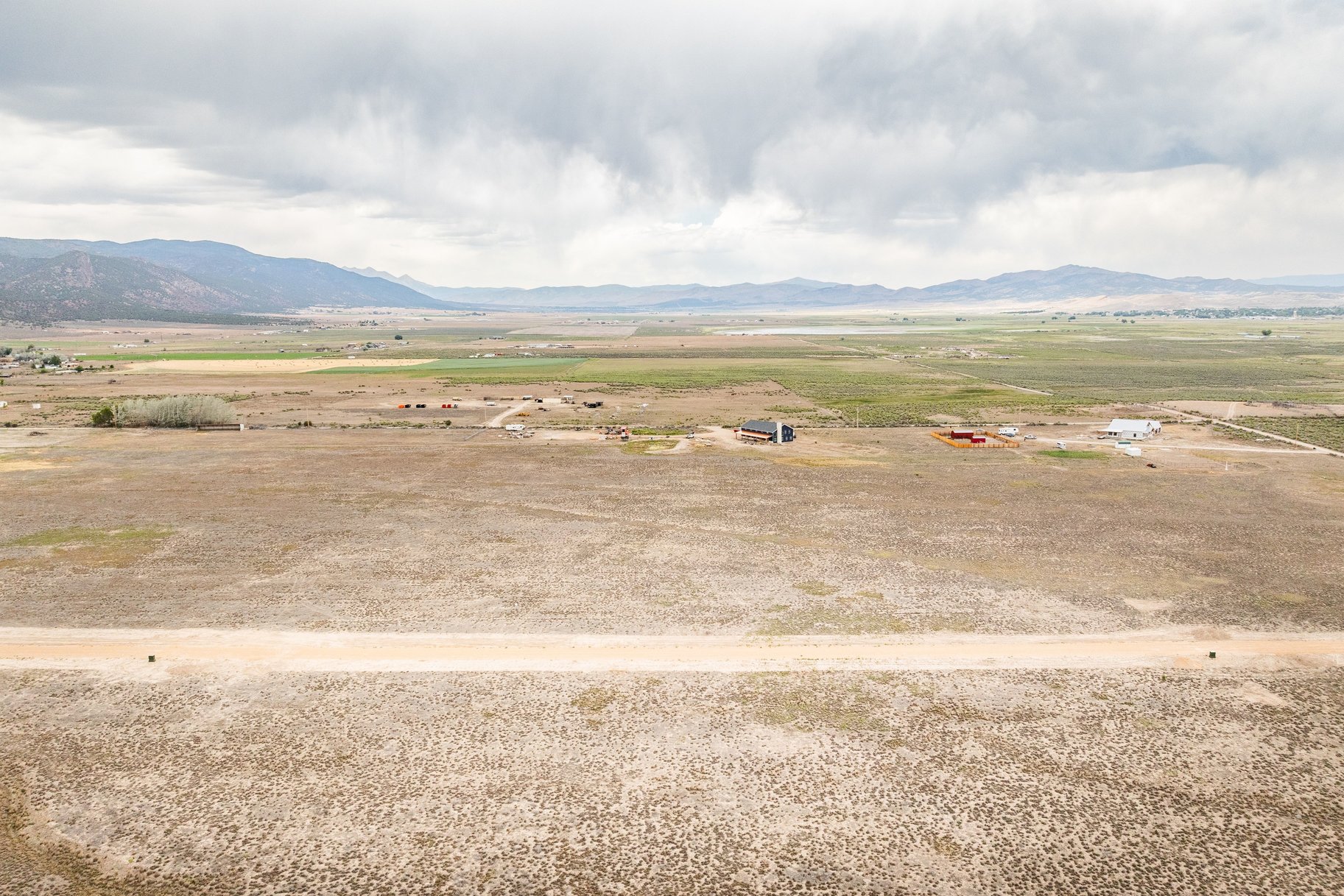  8.5-Acre Lots, No HOA, Stunning Horseshoe Mountain Views - 物件實景