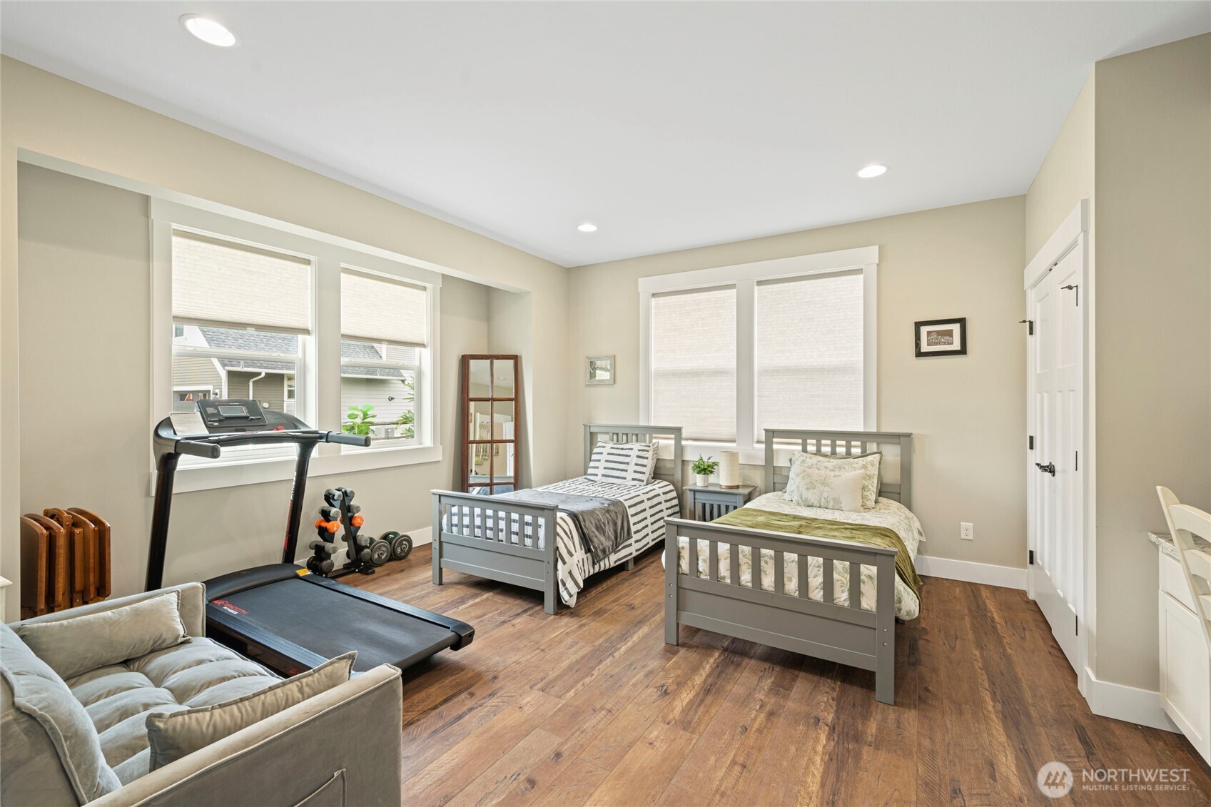 Ferndale, Washington, 98248, United States, 4 Bedrooms Bedrooms, ,2 BathroomsBathrooms,Residential,For Sale,1919590