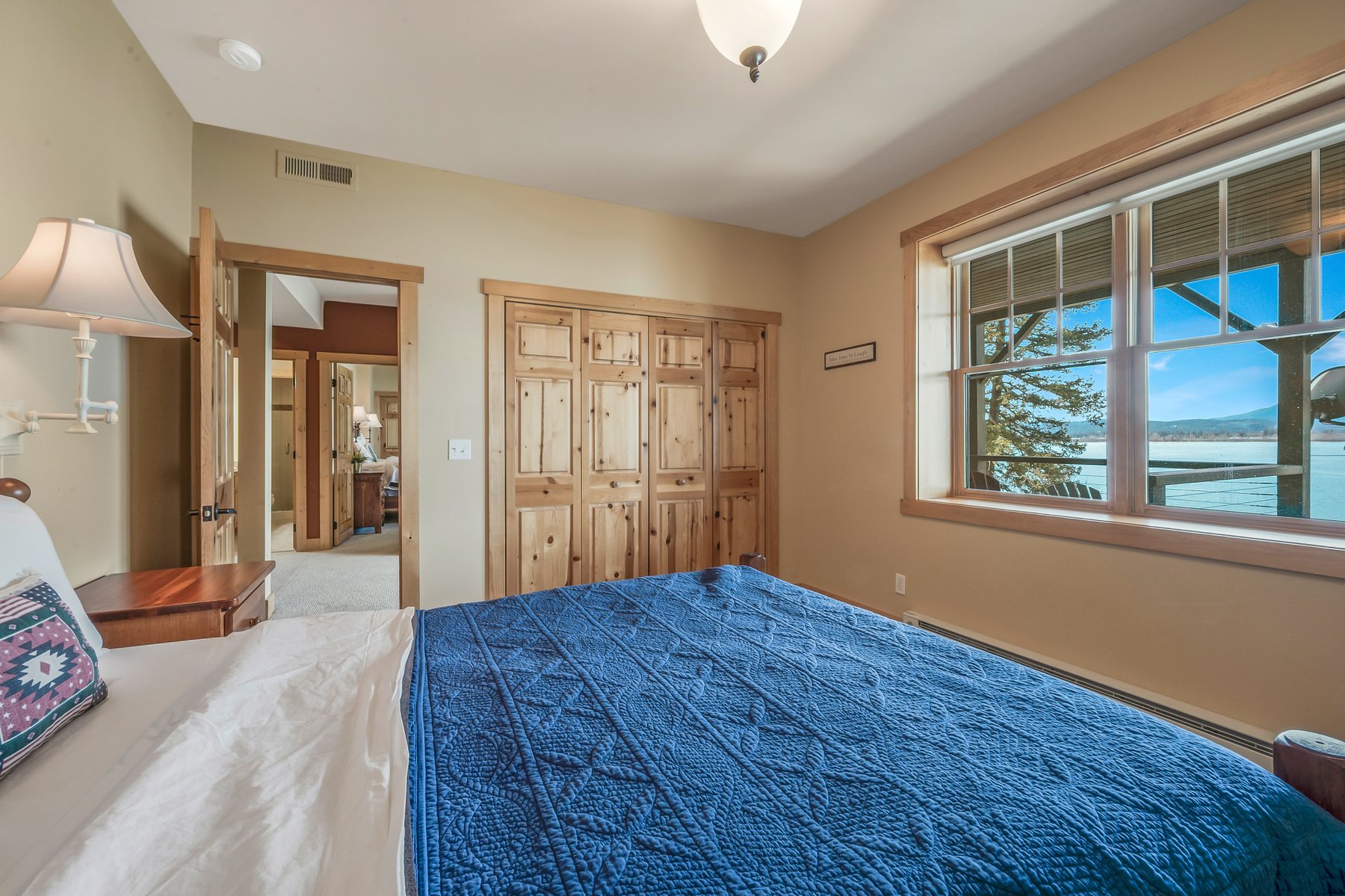 Sagle, Idaho, 83860, United States, 5 Bedrooms Bedrooms, ,6 BathroomsBathrooms,Residential,For Sale,1978919