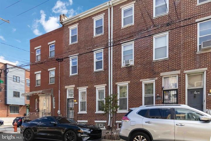 Philadelphia, Pennsylvania, 19123, United States, 4 Bedrooms Bedrooms, ,3 BathroomsBathrooms,Residential,For Sale,1944903