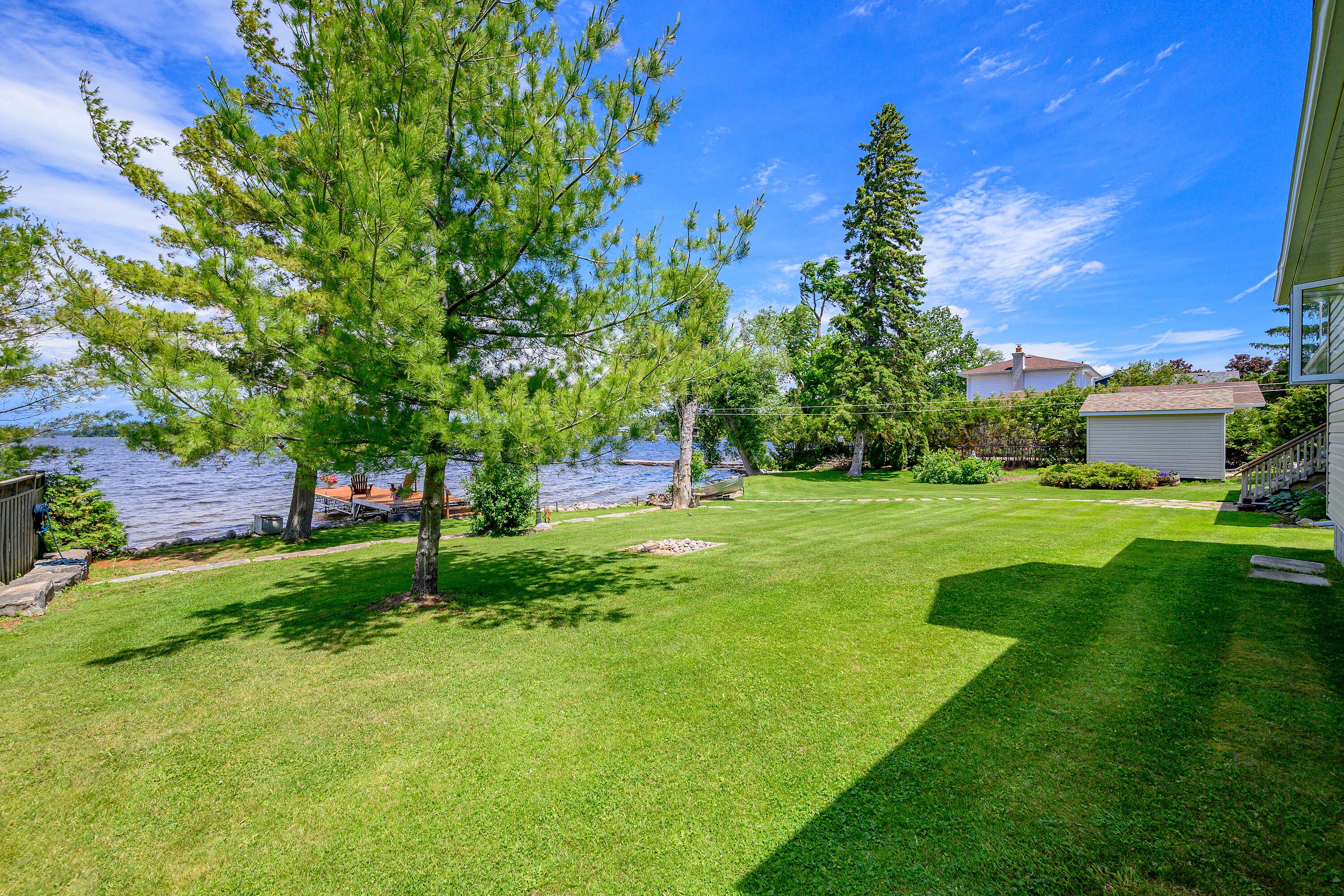  Rare Waterfront Opportunity - 物件實景