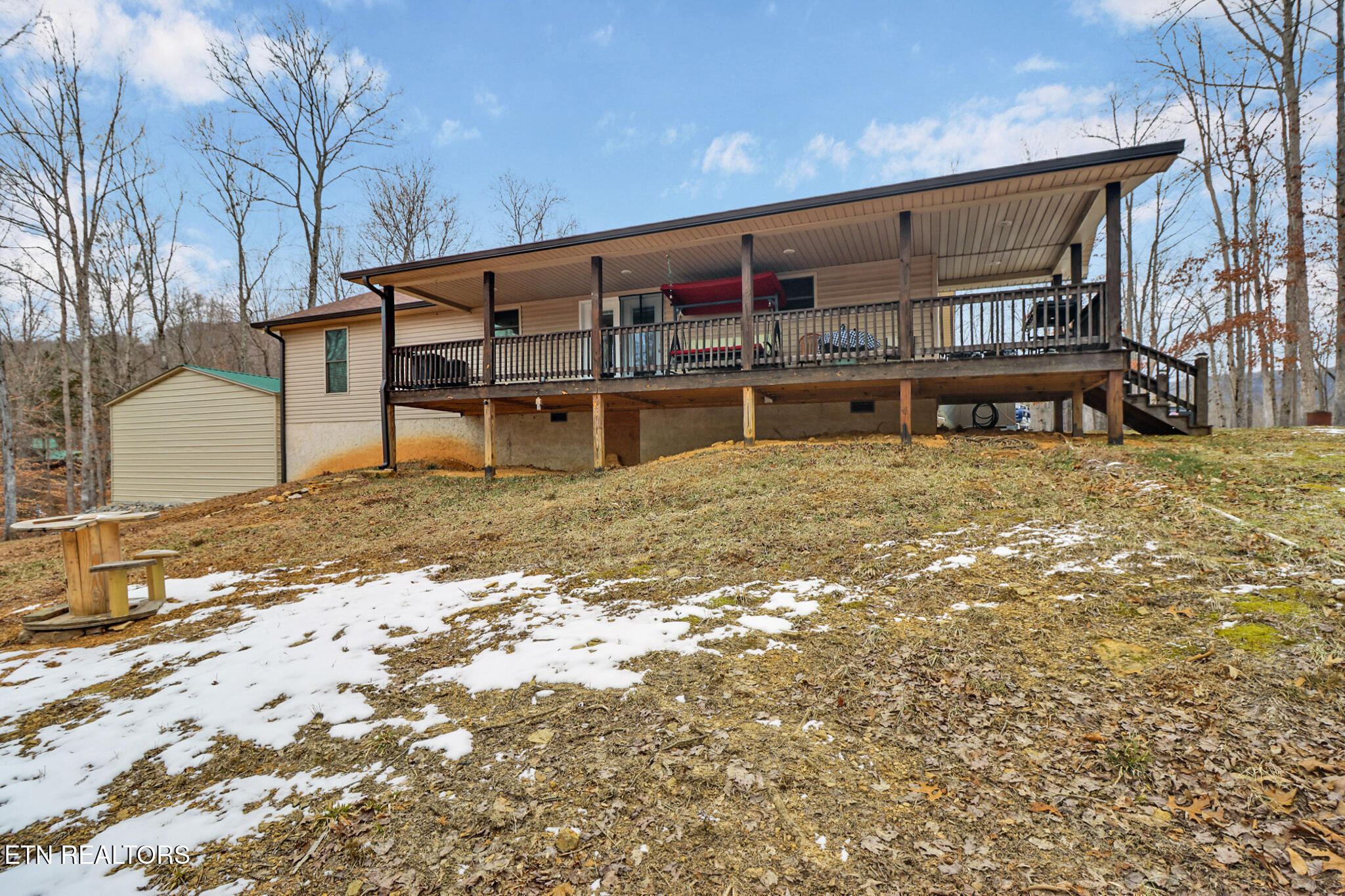Jamestown, Tennessee, 38556, United States, 4 Bedrooms Bedrooms, ,3 BathroomsBathrooms,Residential,For Sale,2017691