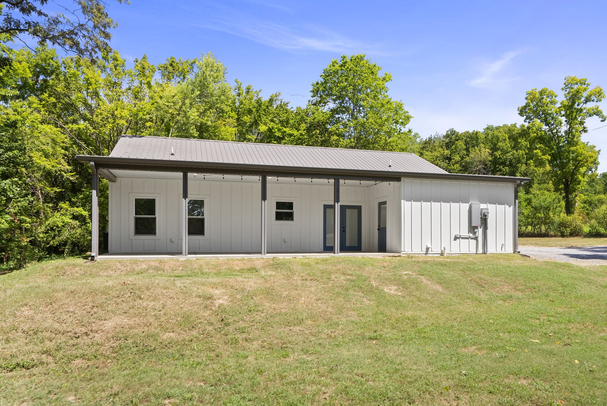 Cedar Hill, Tennessee, 37032, United States, 3 Bedrooms Bedrooms, ,2 BathroomsBathrooms,Residential,For Sale,1981088