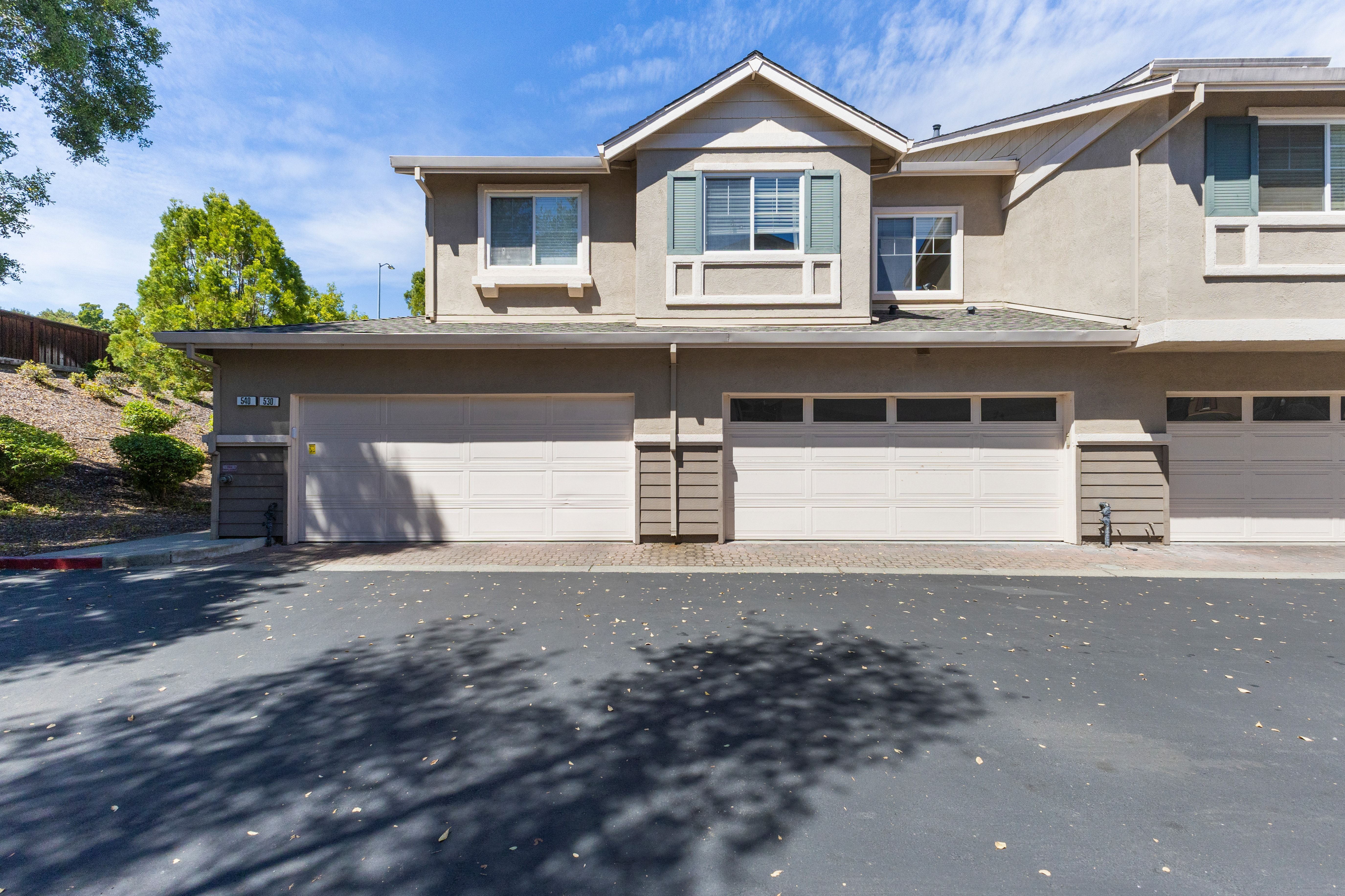  Move-In Ready San Ramon Townhome with Modern Updates - 物件實景