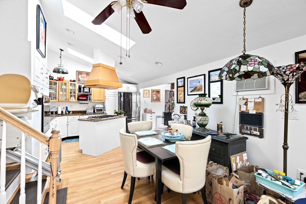 Easton, Massachusetts, 02375, United States, 3 Bedrooms Bedrooms, ,3 BathroomsBathrooms,Residential,For Sale,1975214