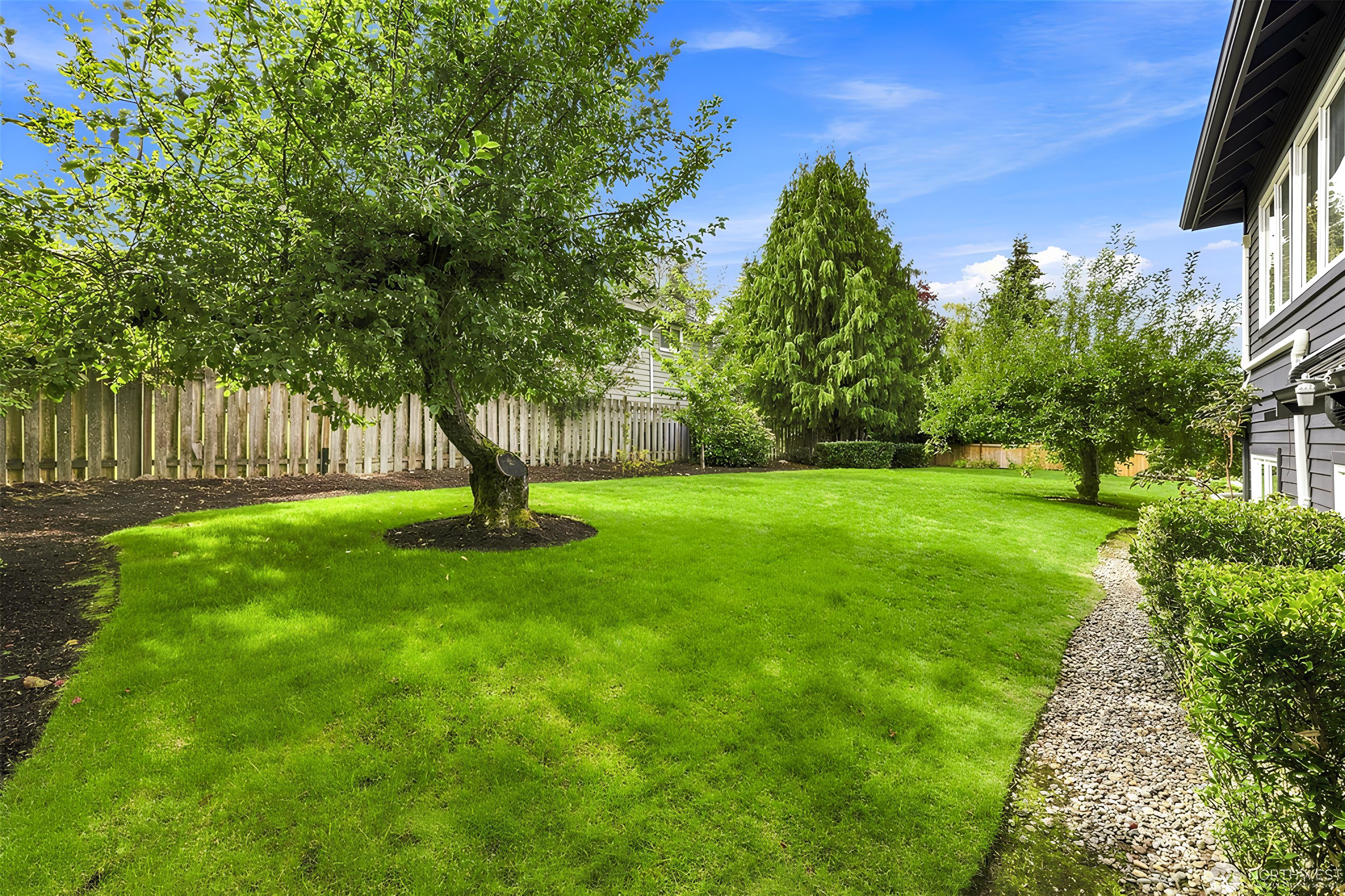  834 84th Avenue Northeast, Medina, WA 98039 - 物件實景